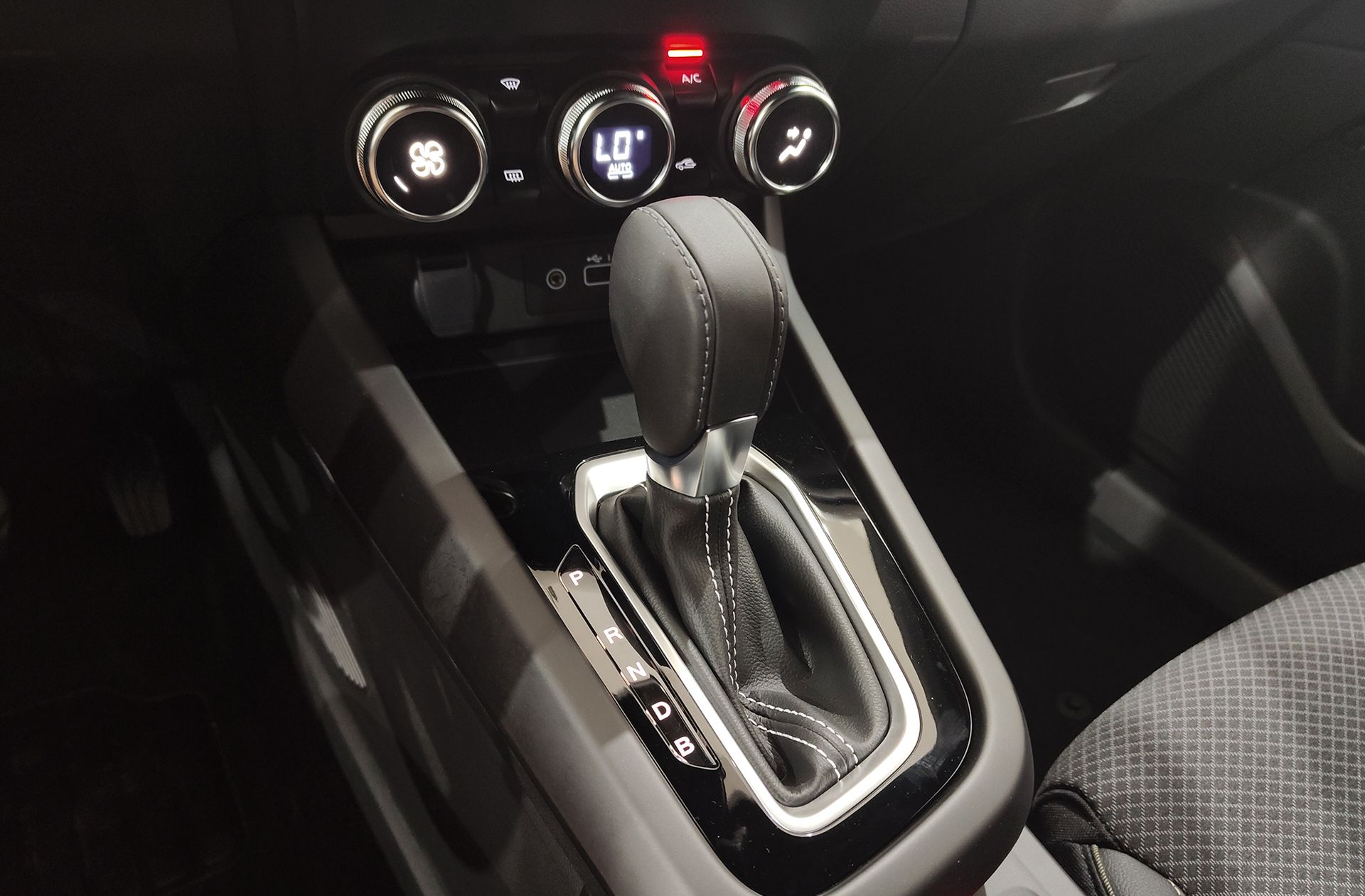 Renault Arkana Techno E-Tech full hybrid - foto 6
