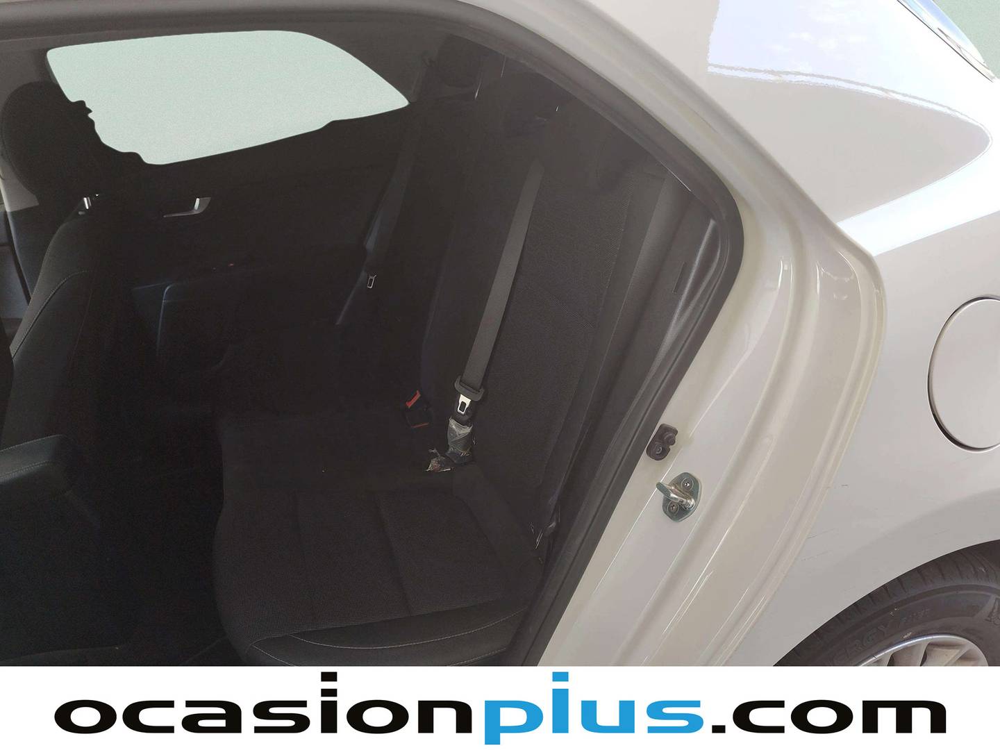 Foto asientos traseros KIA Rio KIA Rio 1.0 T-GDi Drive (100 CV)