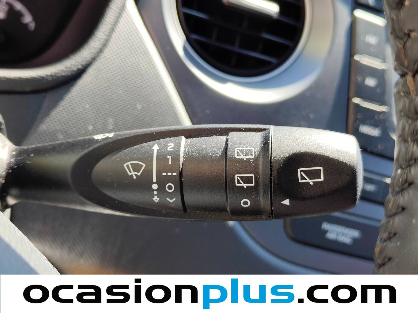 Equipamiento del Hyundai i10 Hyundai i10 1.0 Go ! (66 CV)