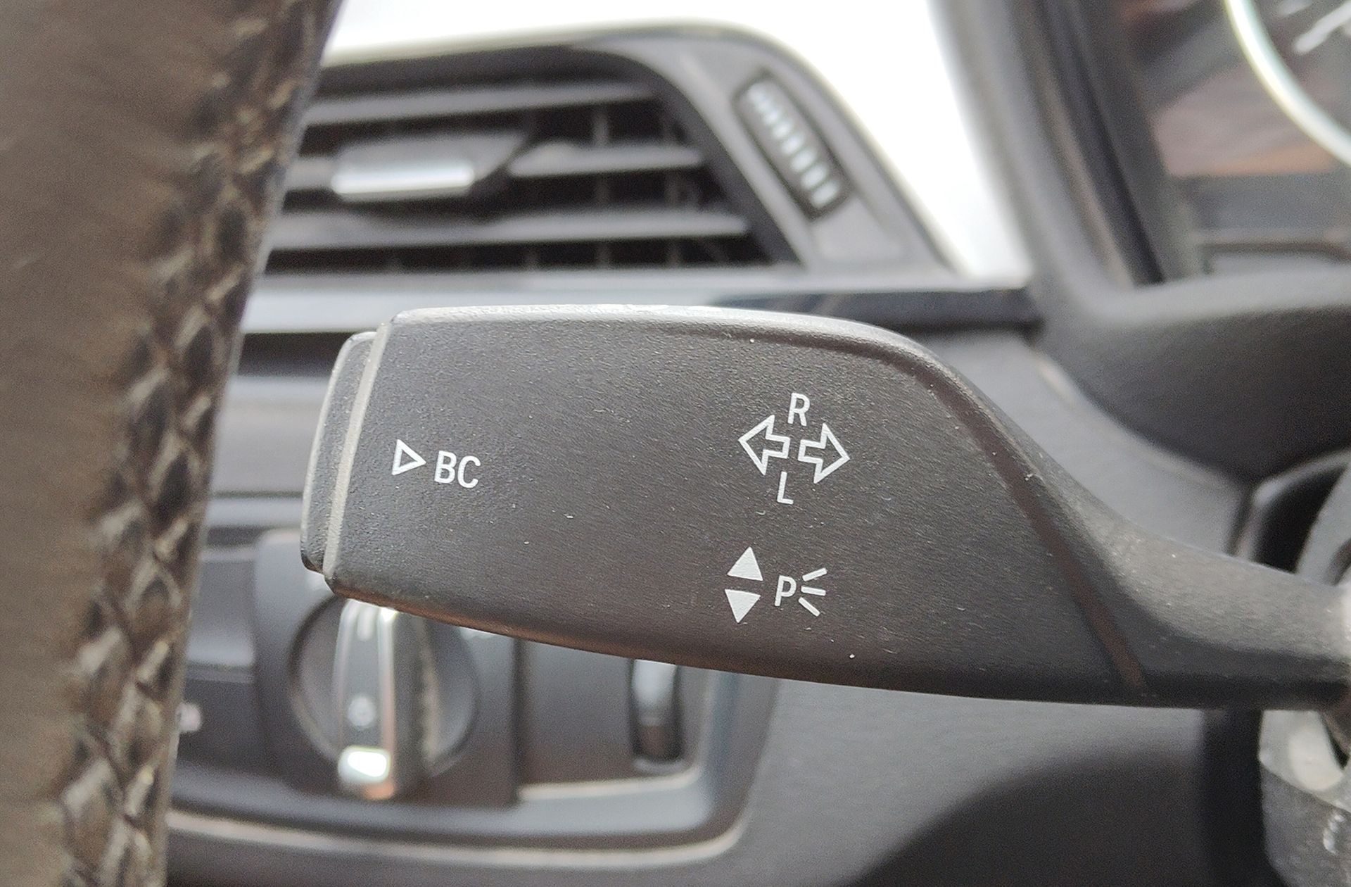 BMW X1 sDrive18d - foto 26