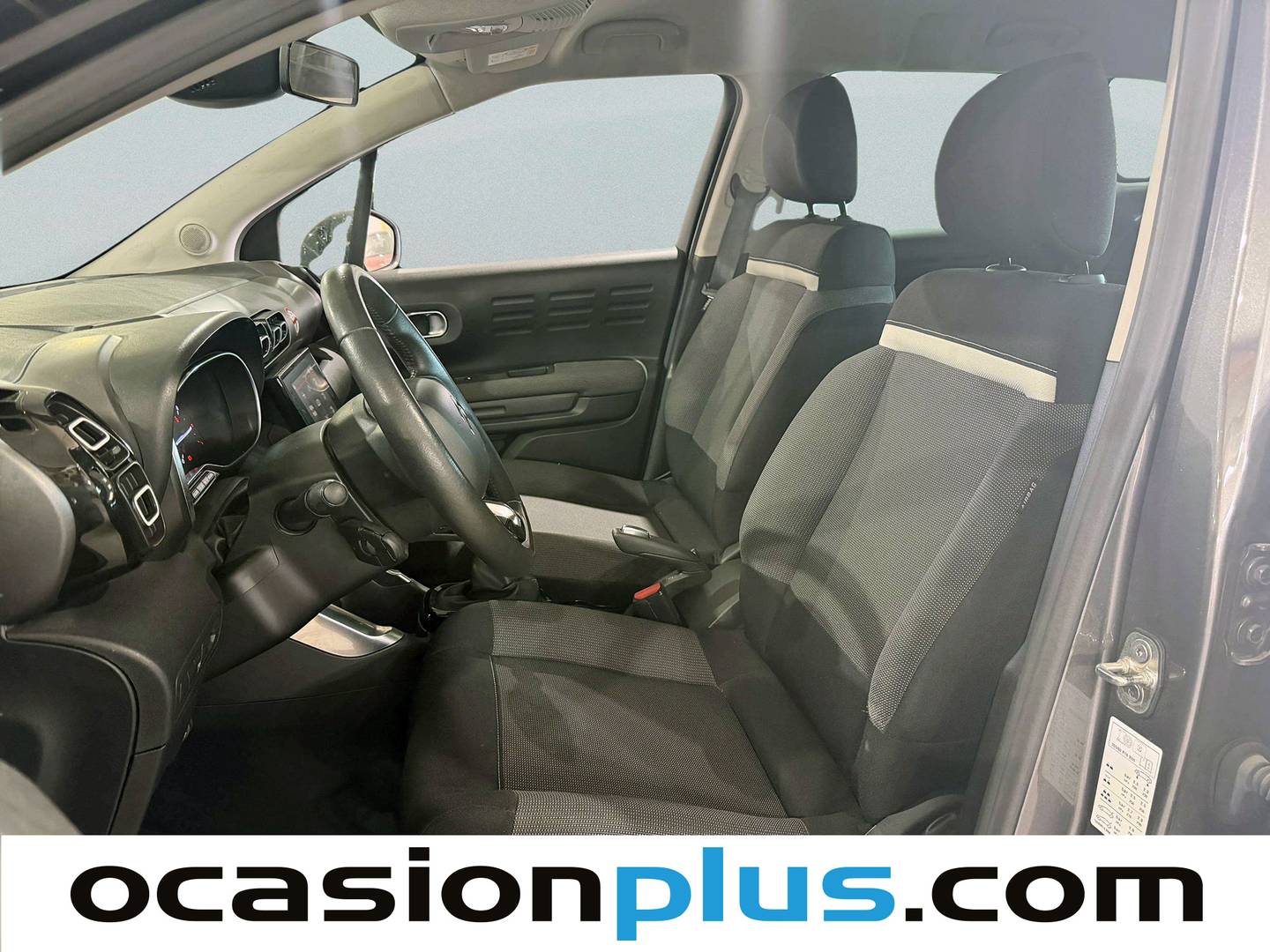 Foto asientos delanteros Citroën C3 Aircross Citroën C3 Aircross PureTech 110 S&S Plus (110 CV)