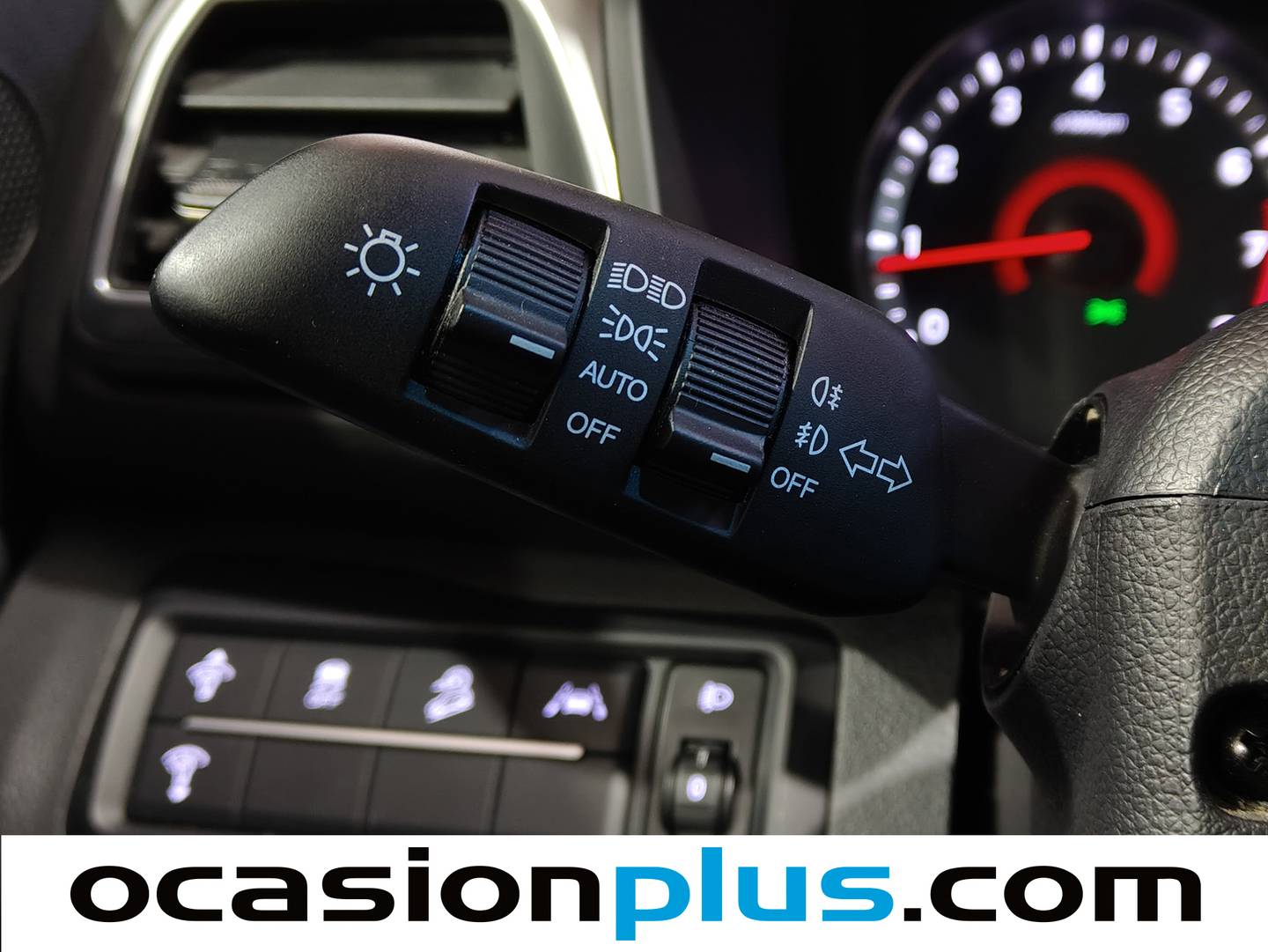 Acabados SsangYong Tivoli SsangYong Tivoli G15T LP Urban Plus (135 CV)