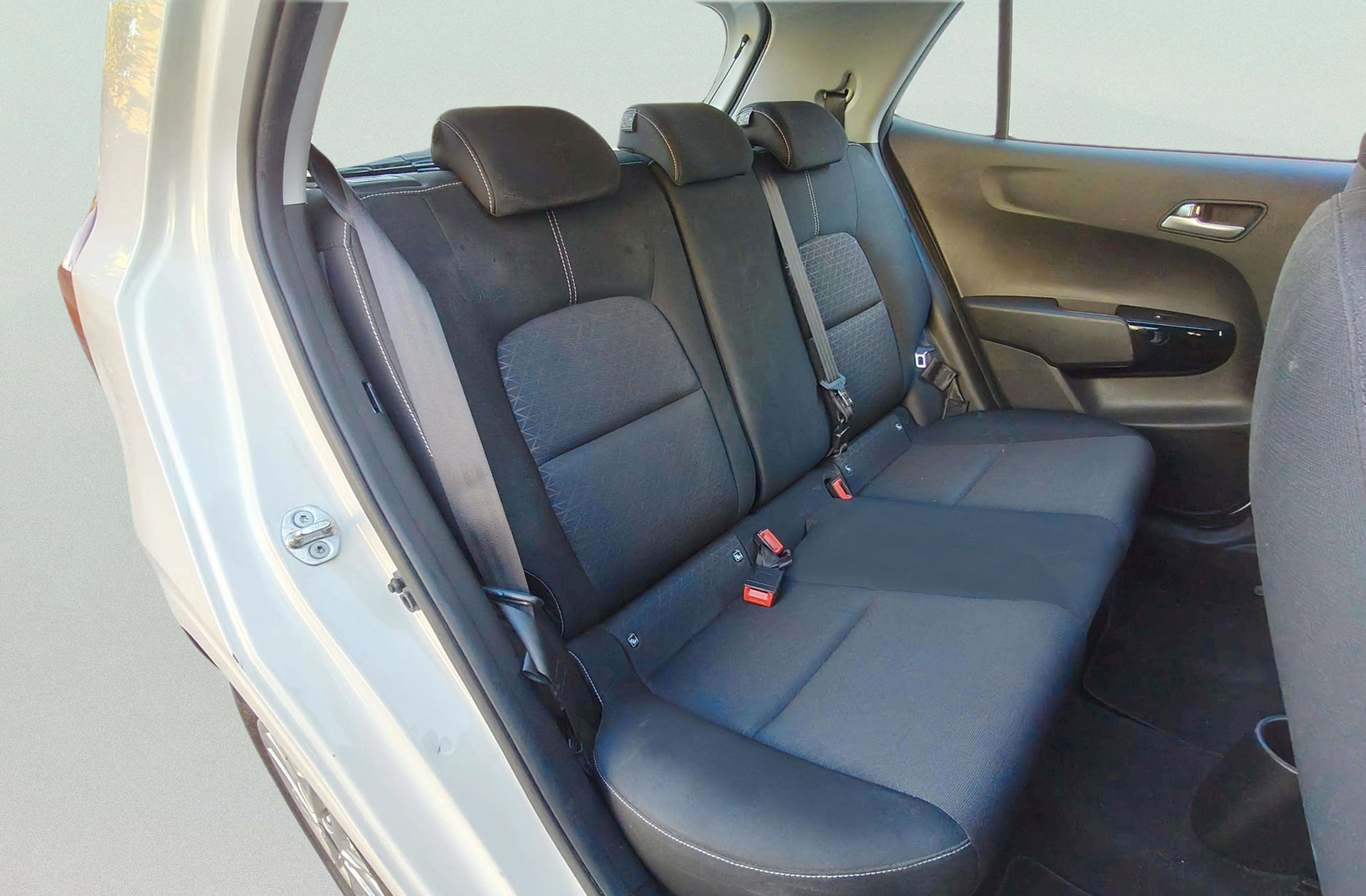Kia Picanto 1.0 DPi Concept Pack Comfort - foto 13