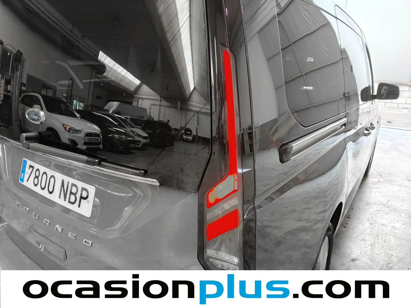 Foto Ford Tourneo Connect Ford Tourneo Connect 2.0 Ecoblue S&S Titanium Auto (122 CV) 7 Plazas