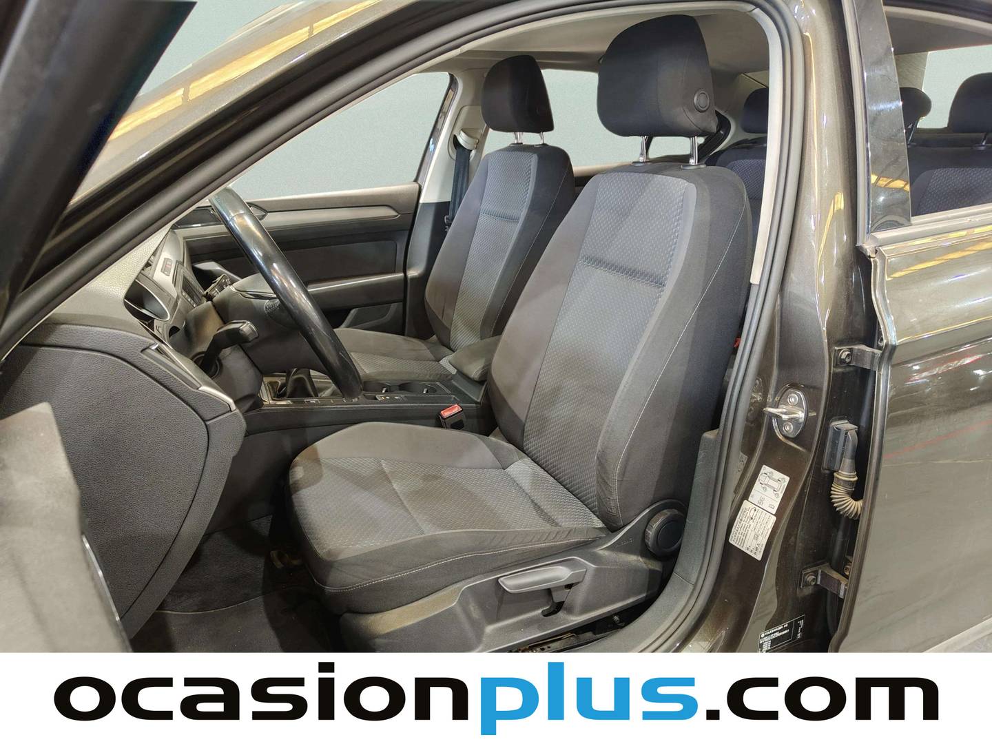 Foto asientos delanteros Volkswagen Passat Volkswagen Passat Advance 1.6 TDI BMT (120 CV)