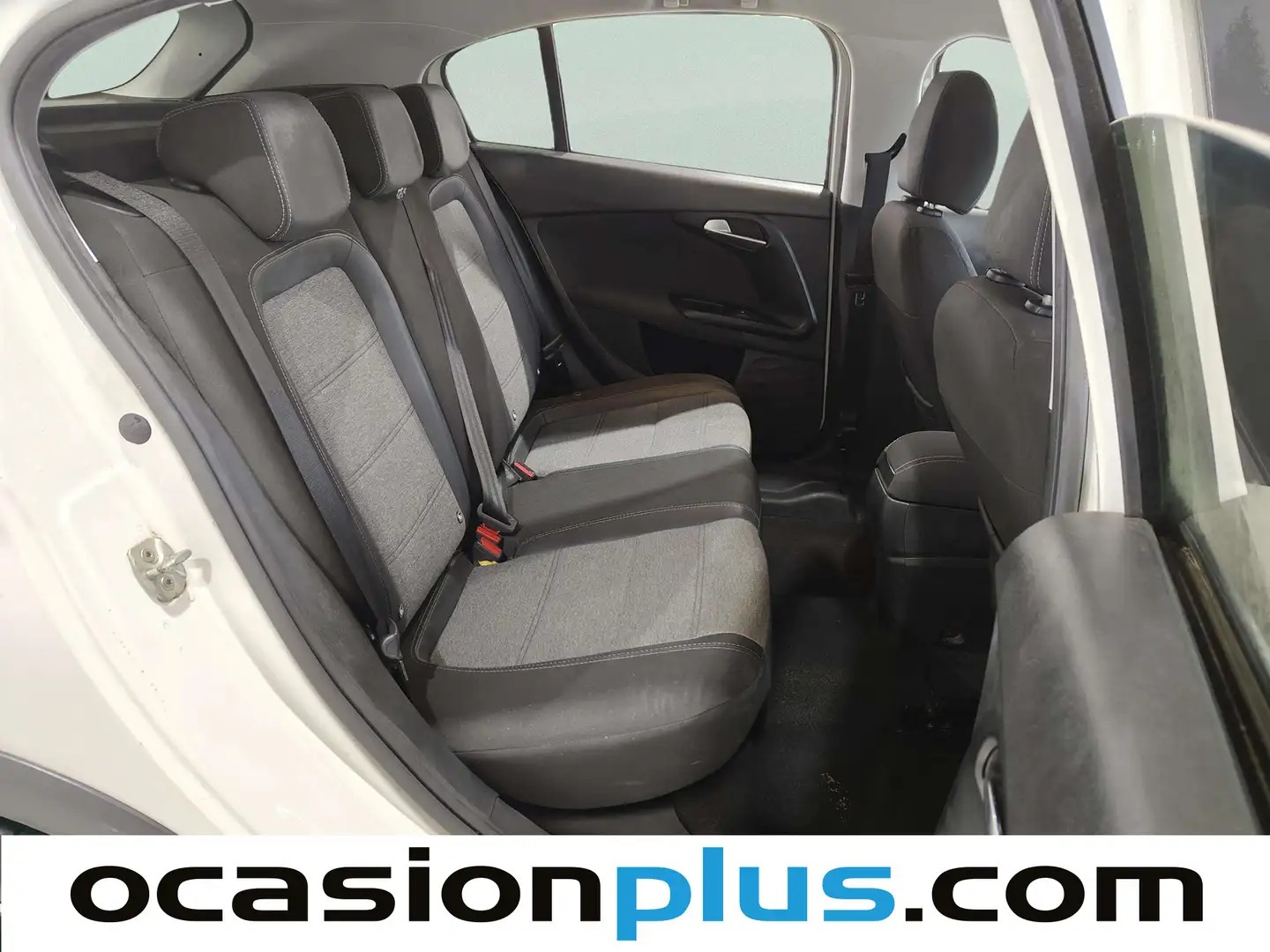 Foto Fiat Tipo Fiat Tipo 1.5 Hybrid Cross DCT (130 CV)