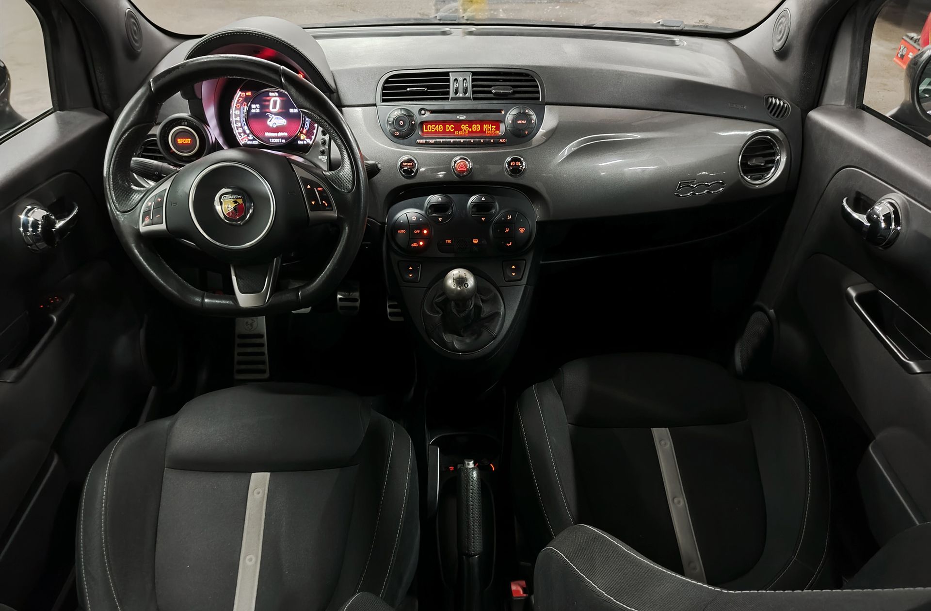Abarth 500 1.4 16v T-Jet - foto 6
