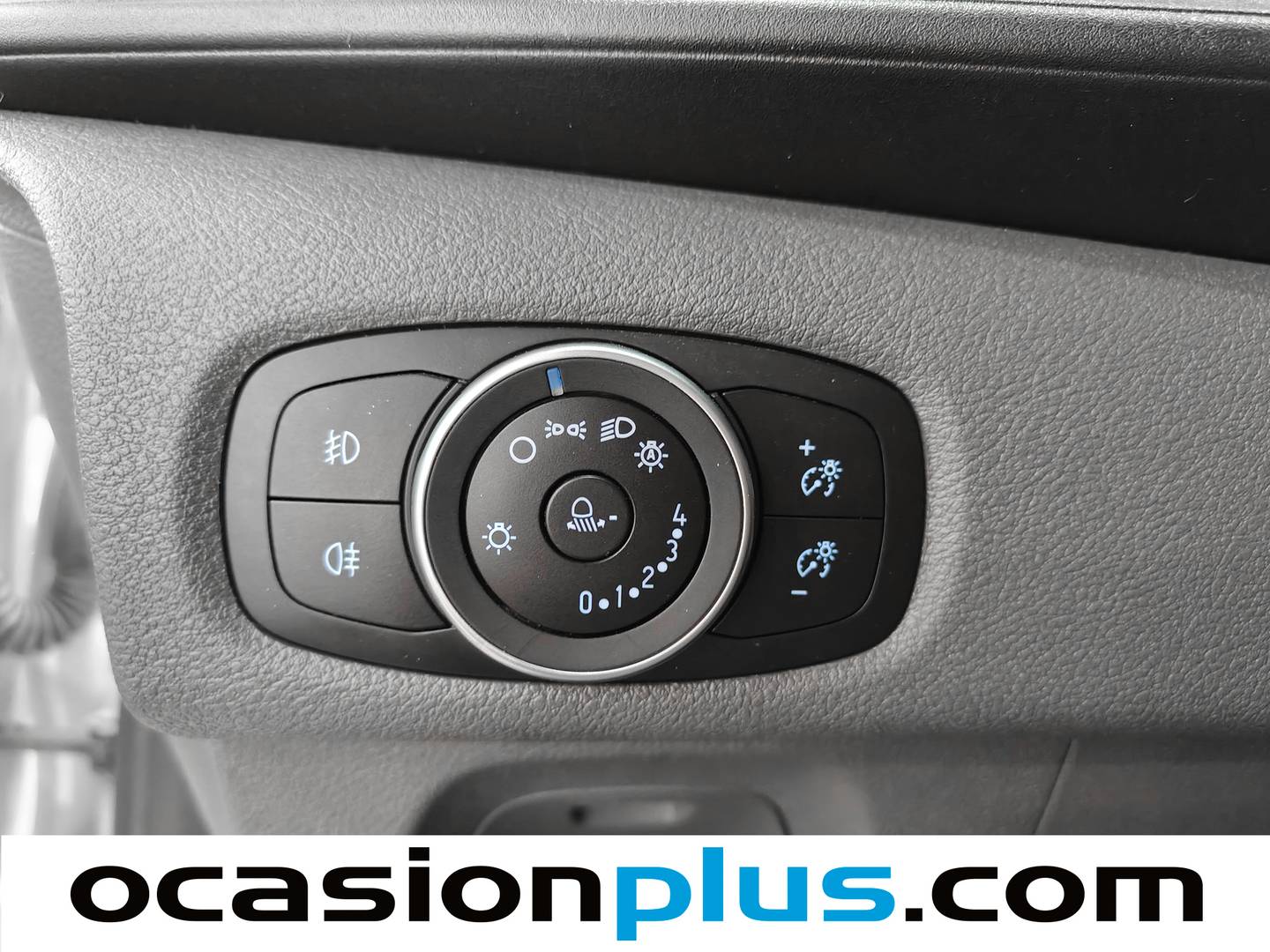 Foto Ford Transit Custom Ford Transit Custom Mixto 2.0 TDCI L1 320 Trend  (130 CV)