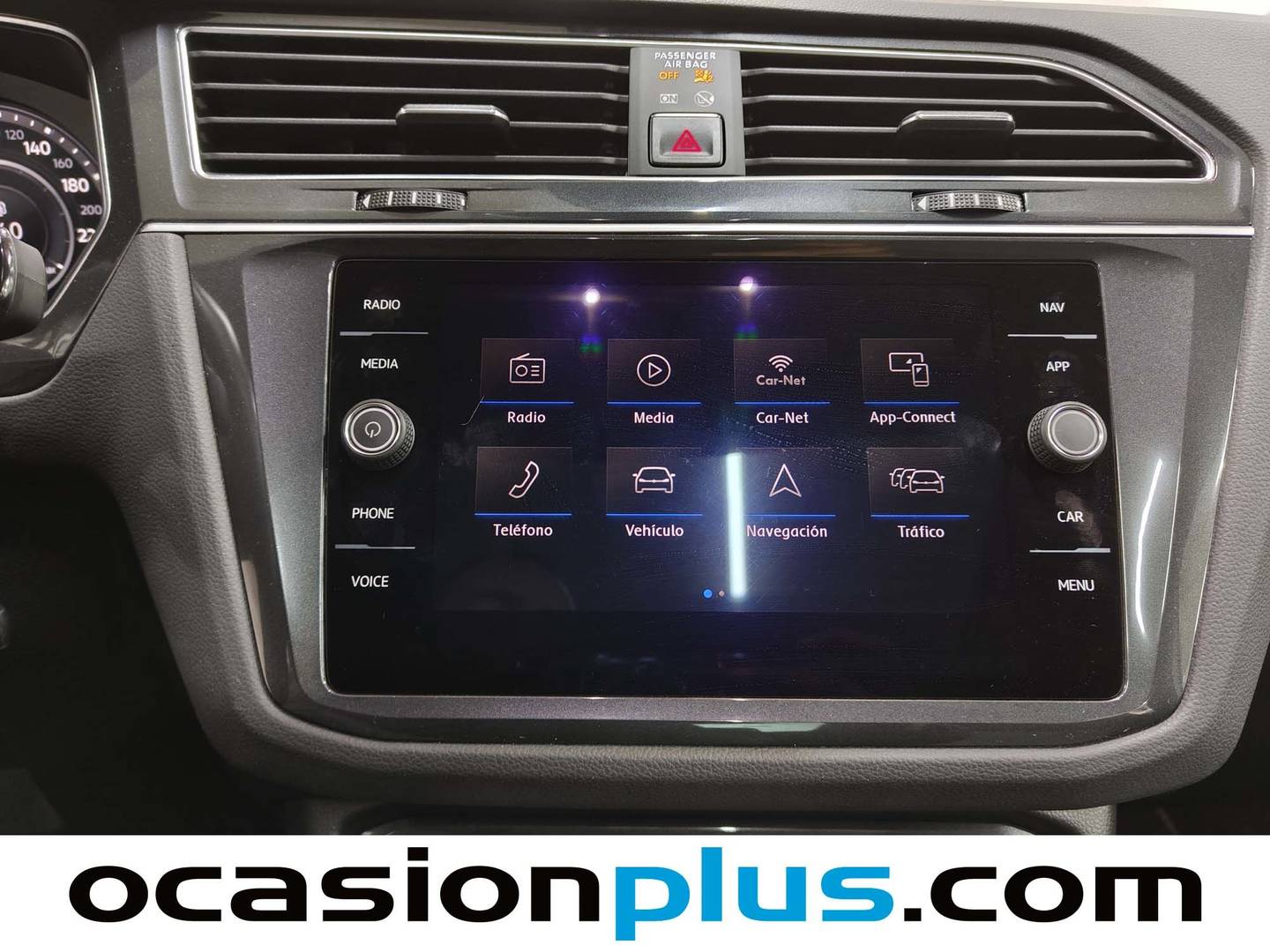 Foto Volkswagen Tiguan Volkswagen Tiguan Sport 2.0 TDI BMT 4Motion Pack R-line (240 CV) DSG