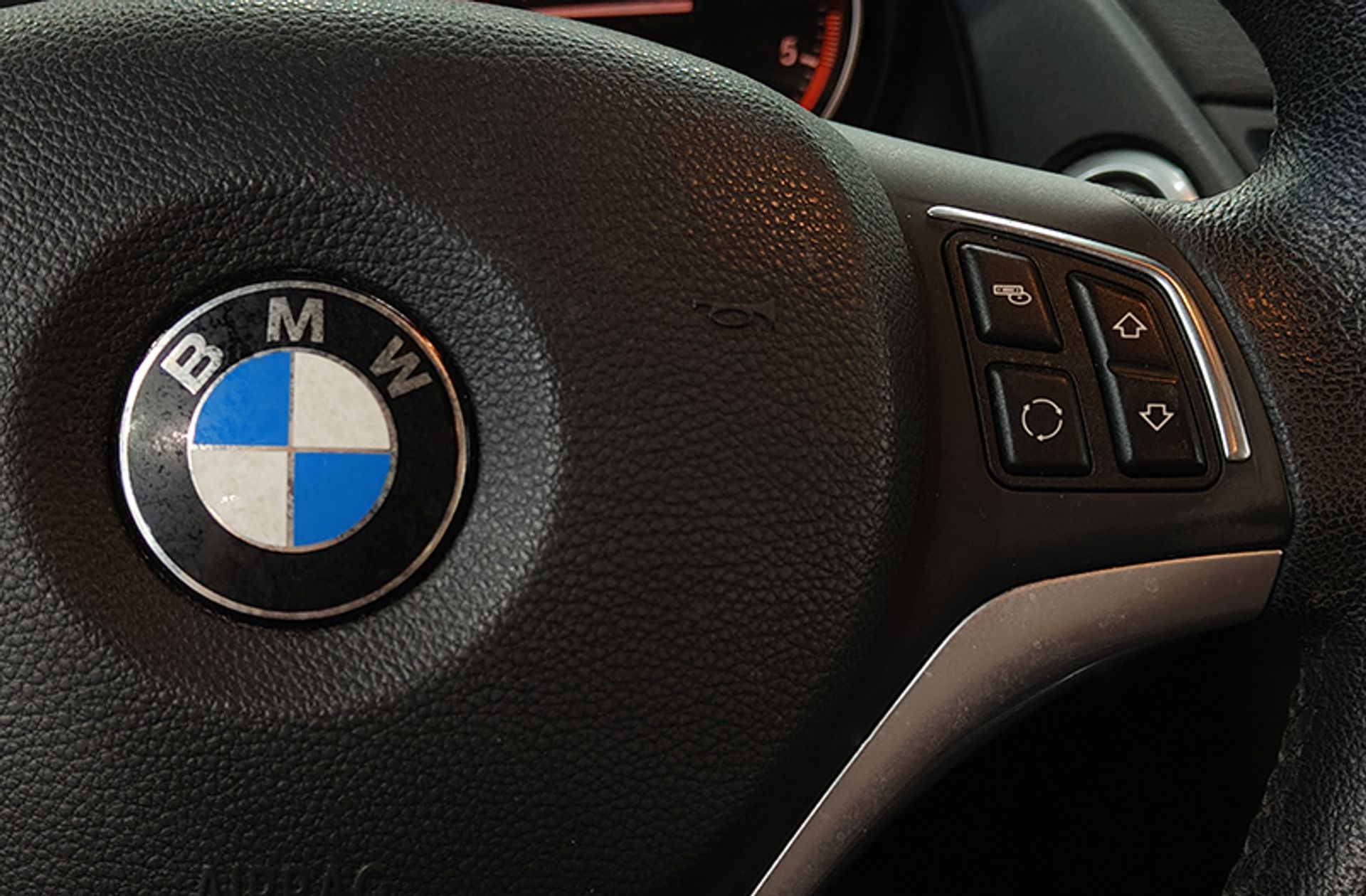 BMW X1 sDrive18d - foto 23