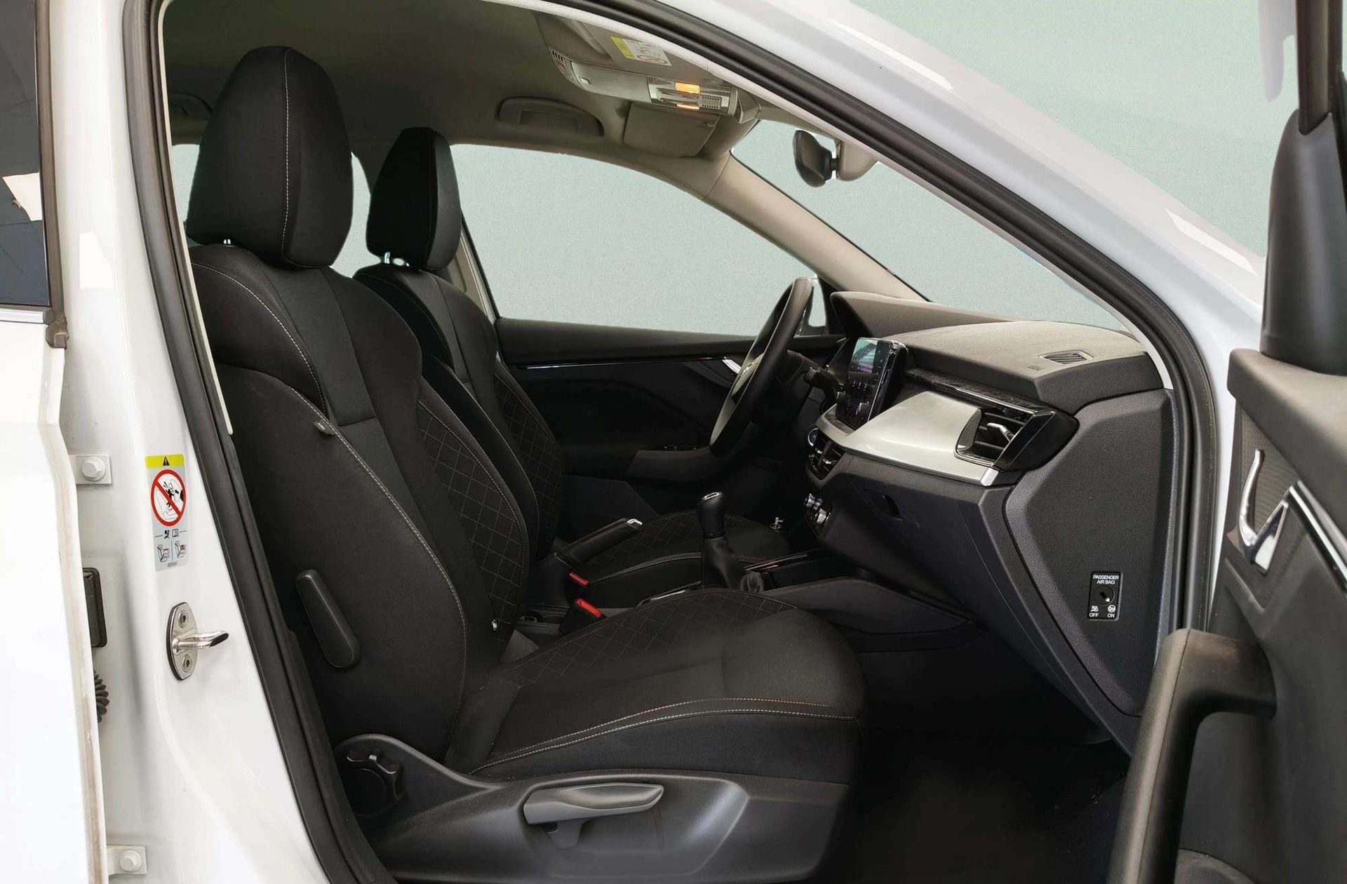 Škoda Kamiq 1.0 TSI Ambition - foto 19