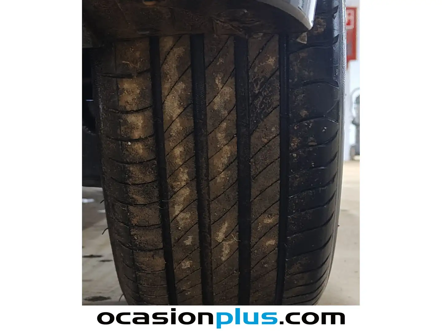 Foto Peugeot 208 Peugeot 208 PureTech 100 Allure (100 CV)