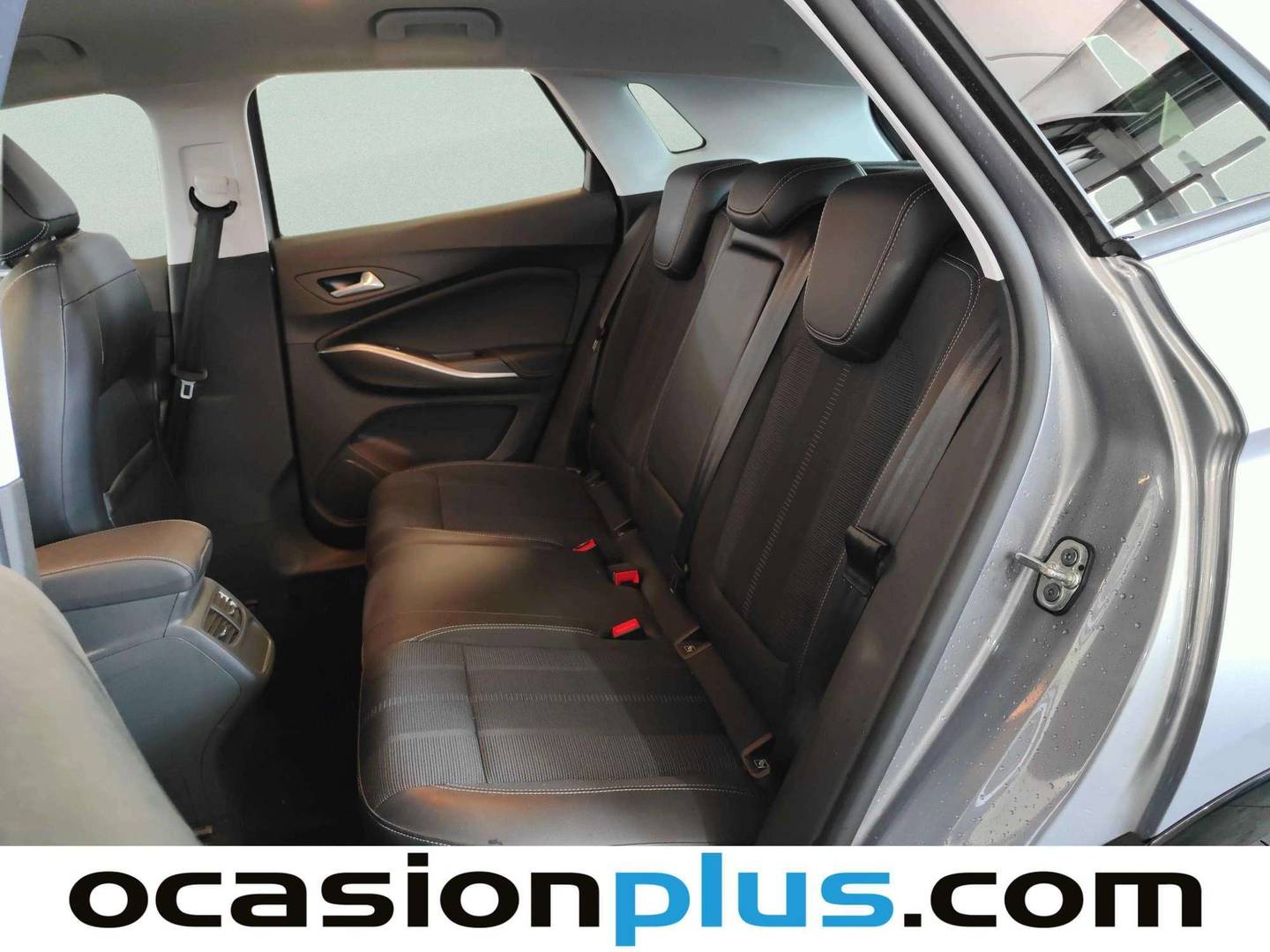 Foto asientos traseros Opel Grandland Opel Grandland 1.2 Turbo XHT S&S GS (130 CV)