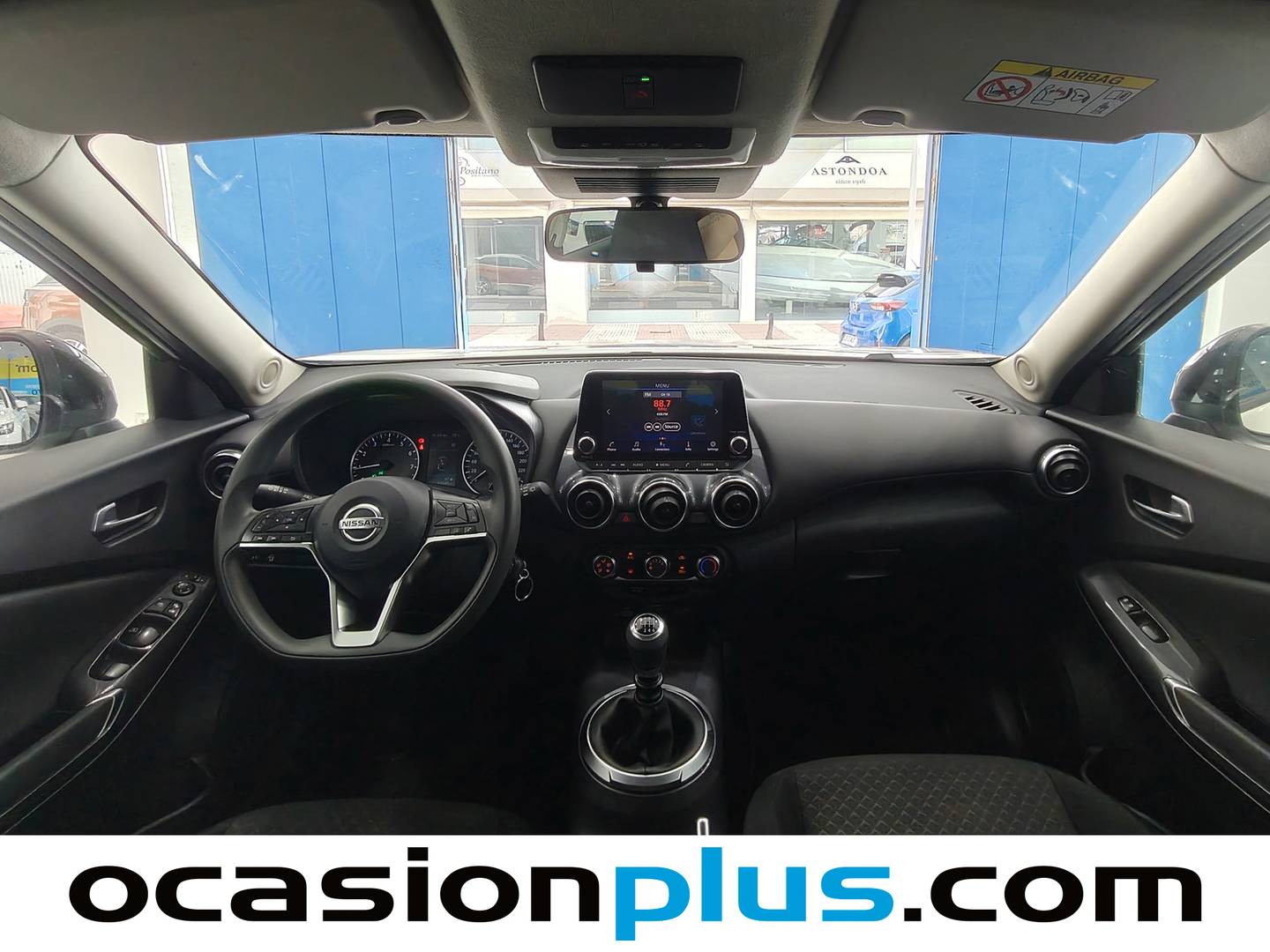 Foto Nissan JUKE Nissan Juke DIG-T Visia 84 kW (114 CV)