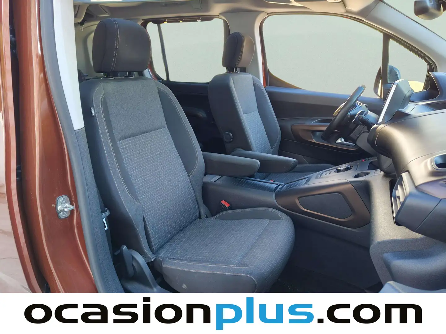 Foto Peugeot Rifter Peugeot Rifter BlueHDi 130 GT Line Standard EAT8 (130 CV)