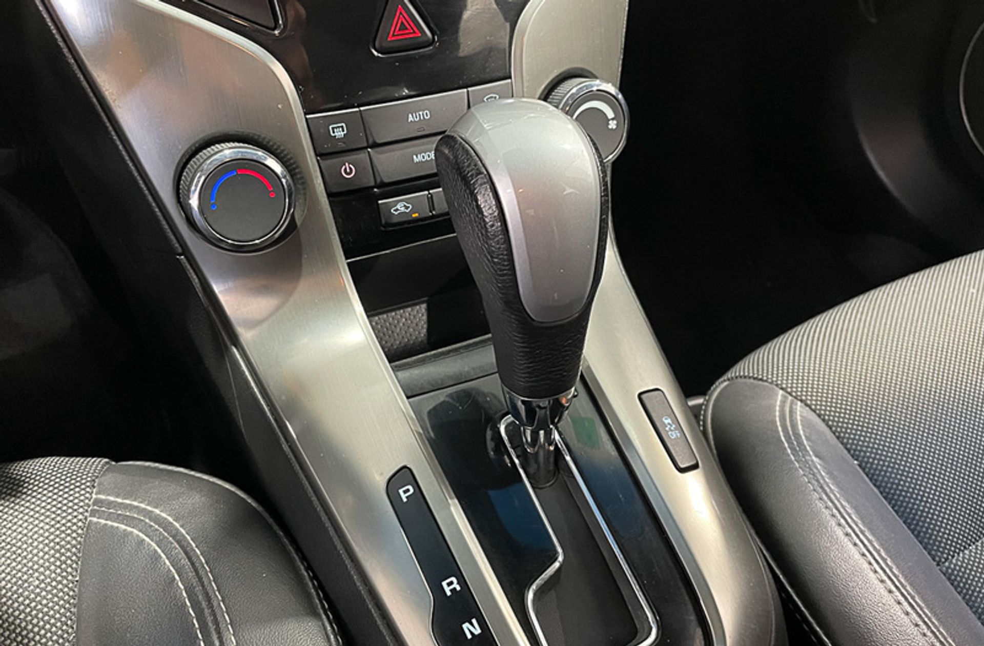 Chevrolet Cruze 2.0 Vcdi LTZ - foto 5