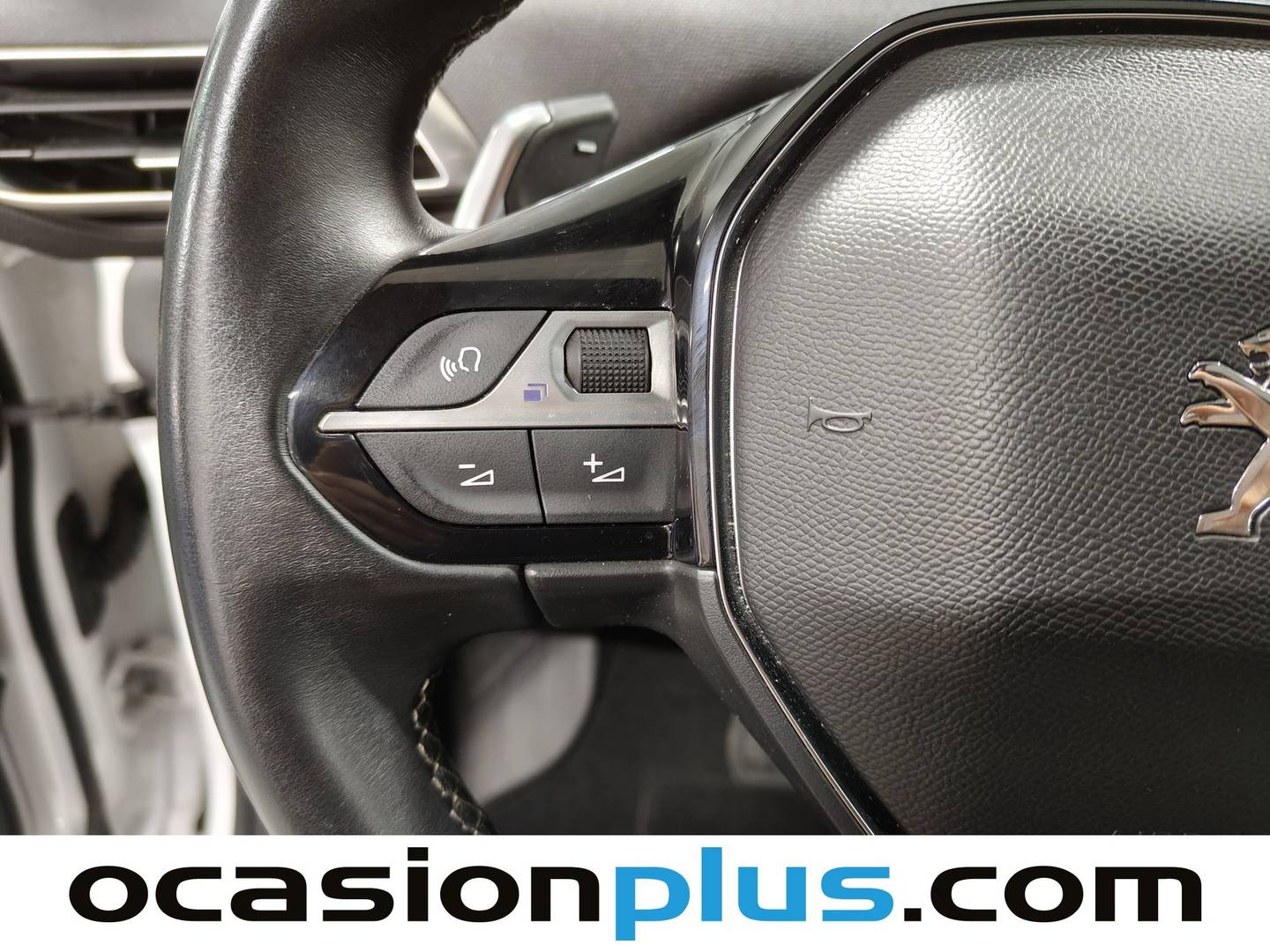 Foto Peugeot 3008 Hybrid Peugeot 3008 Hybrid 300 Allure Pack e-EAT8 (300 CV)