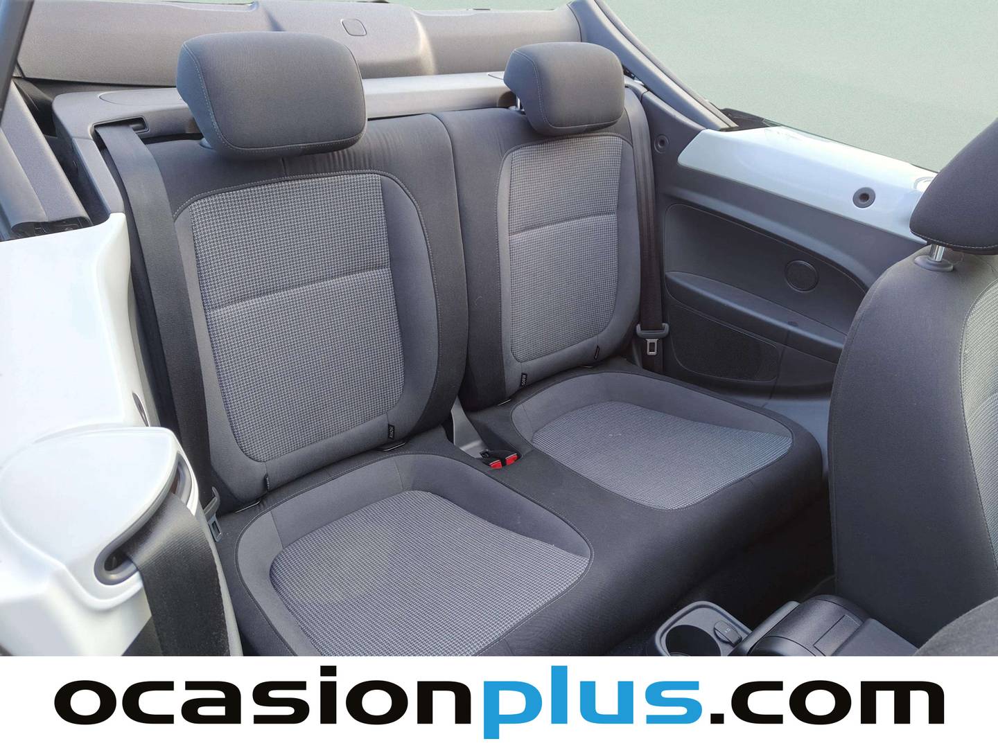 Foto Volkswagen Beetle Volkswagen Beetle Cabrio Cabrio Design 2.0 TDI BMT (110 CV)