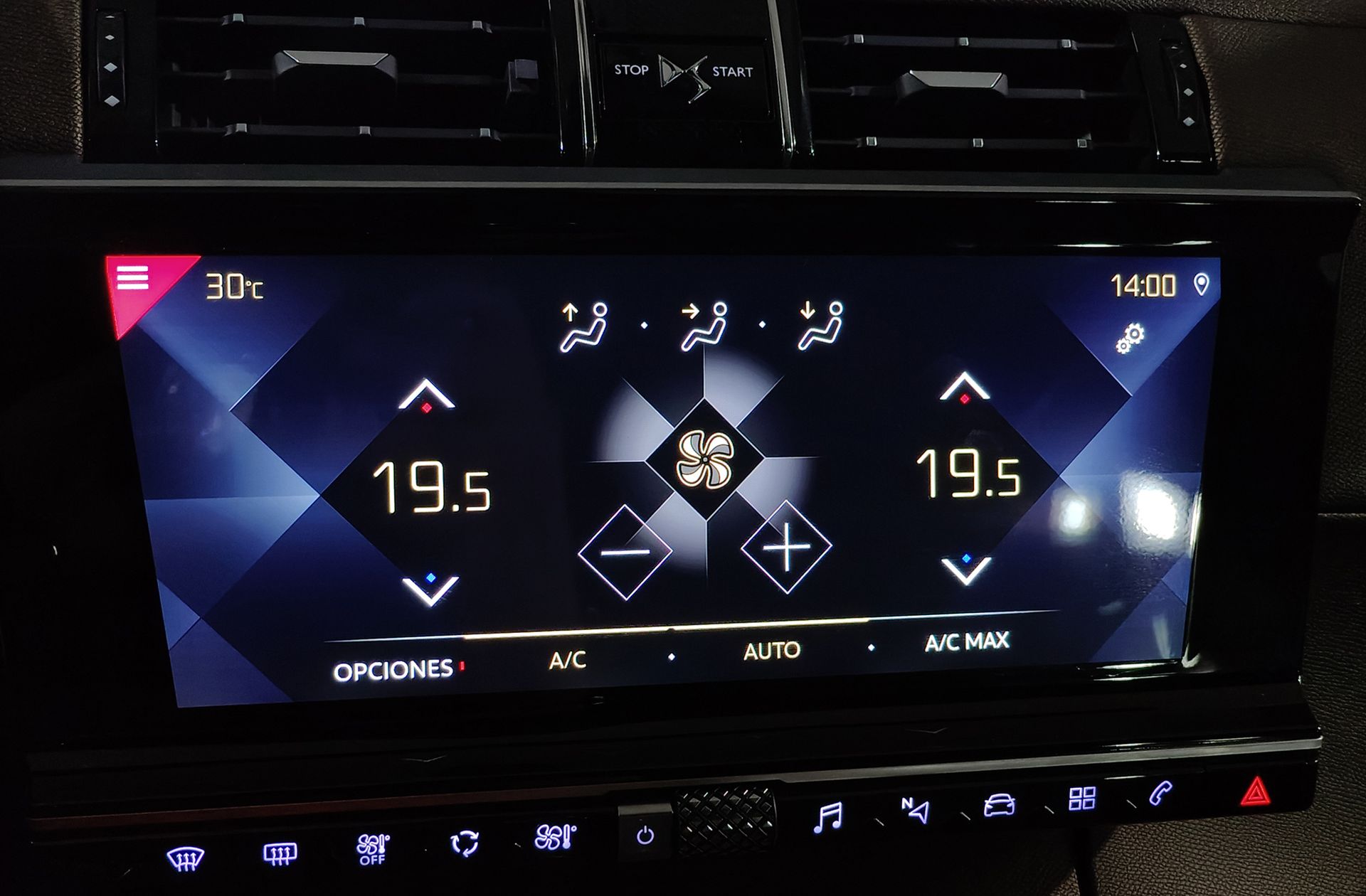 DS 7 Crossback BlueHDi 130 Be Chic - foto 28