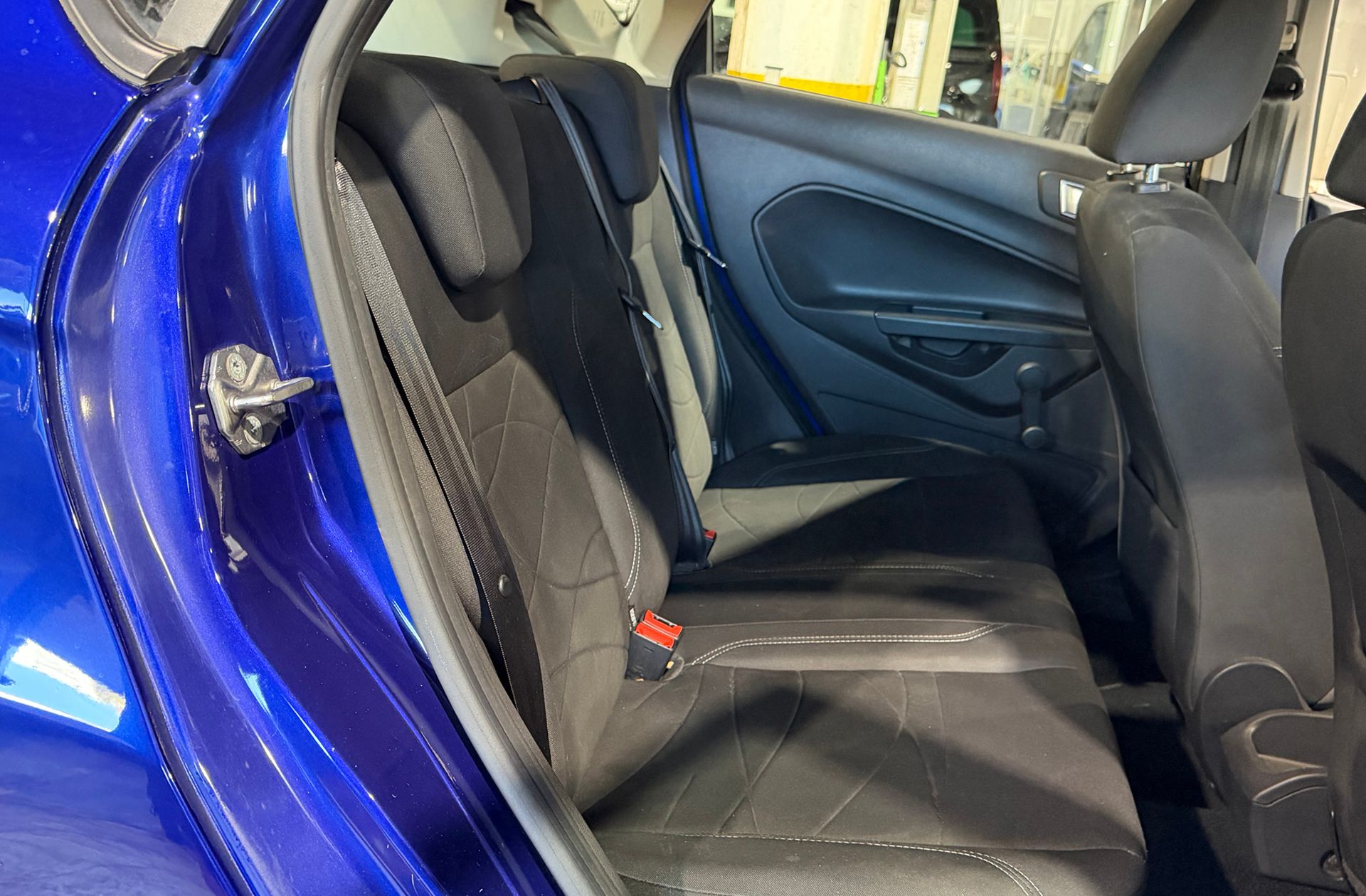 Ford Fiesta 1.0 EcoBoost Trend - foto 13