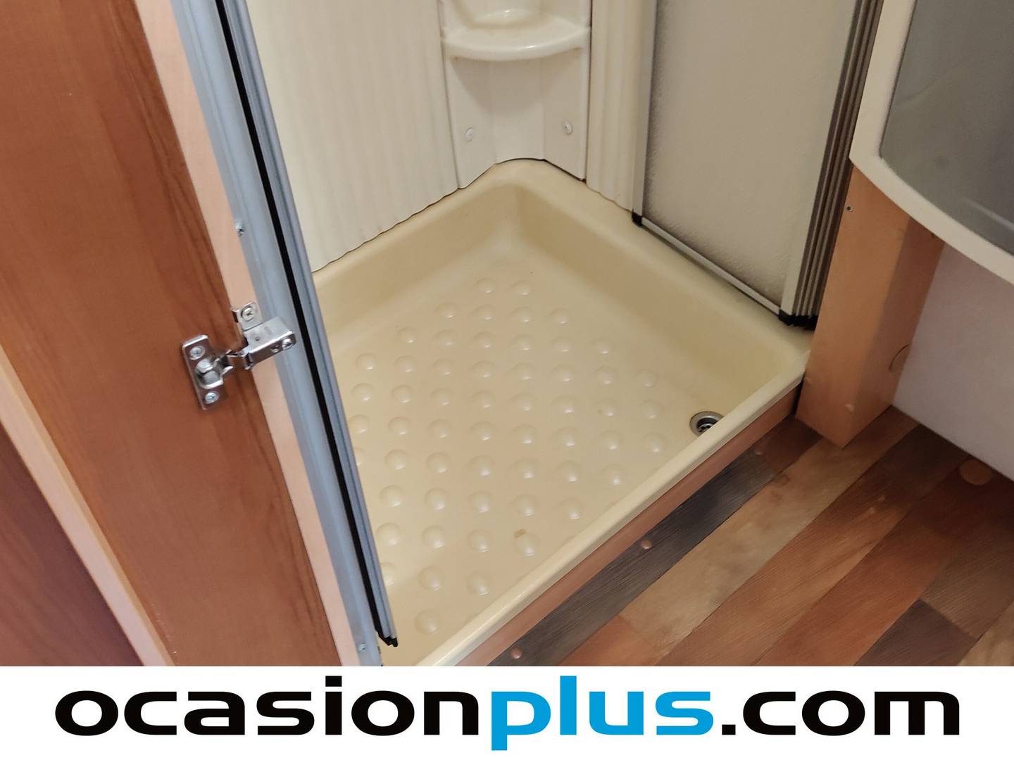 Acabados Capron Sunlight T65 Capron Sunlight T65 T65 a70 (140 Cv) 4 Plazas