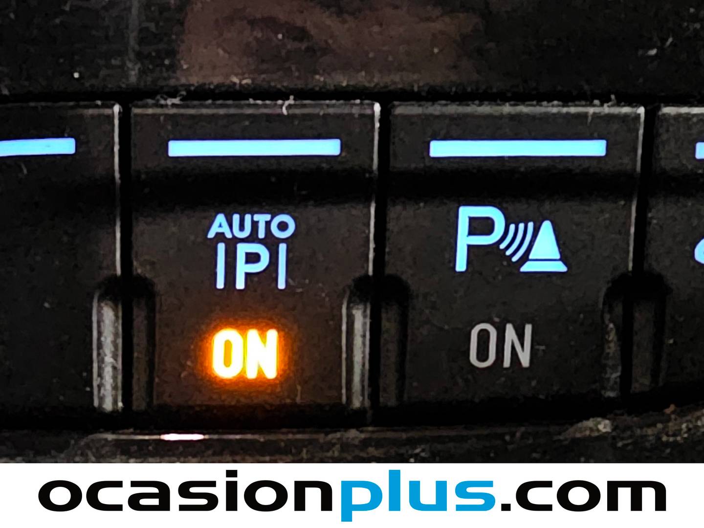 Extras y acabados del Ford Kuga Ford Kuga 2.0 TDCi Titanium S 4x4 Powershift (163 CV)