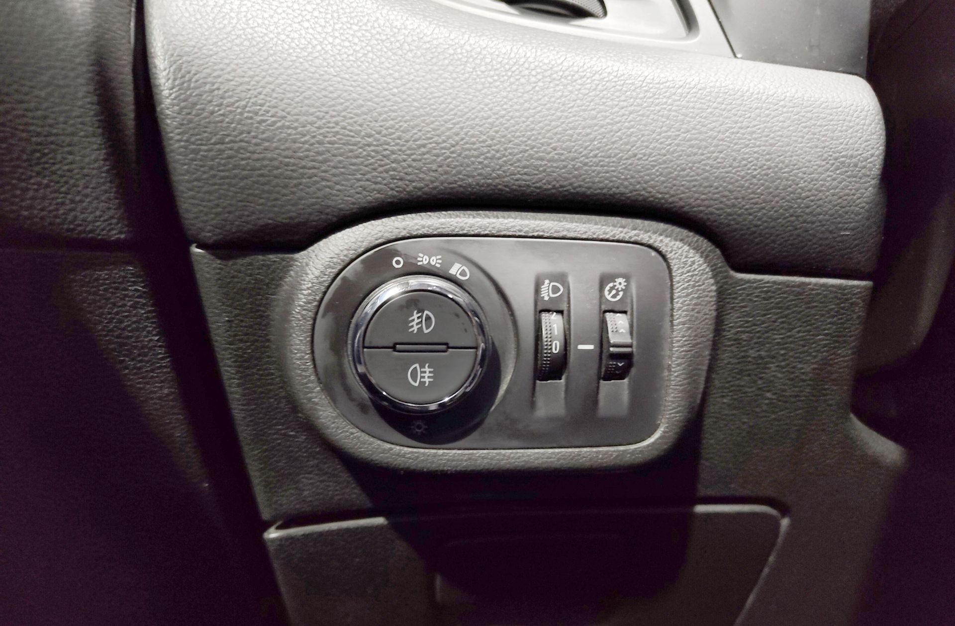 Opel Zafira 1.4 T Expression - foto 11