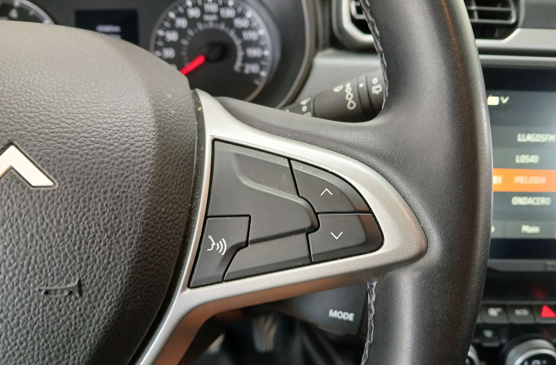 Dacia Duster Journey Go TCe EDC - foto 24