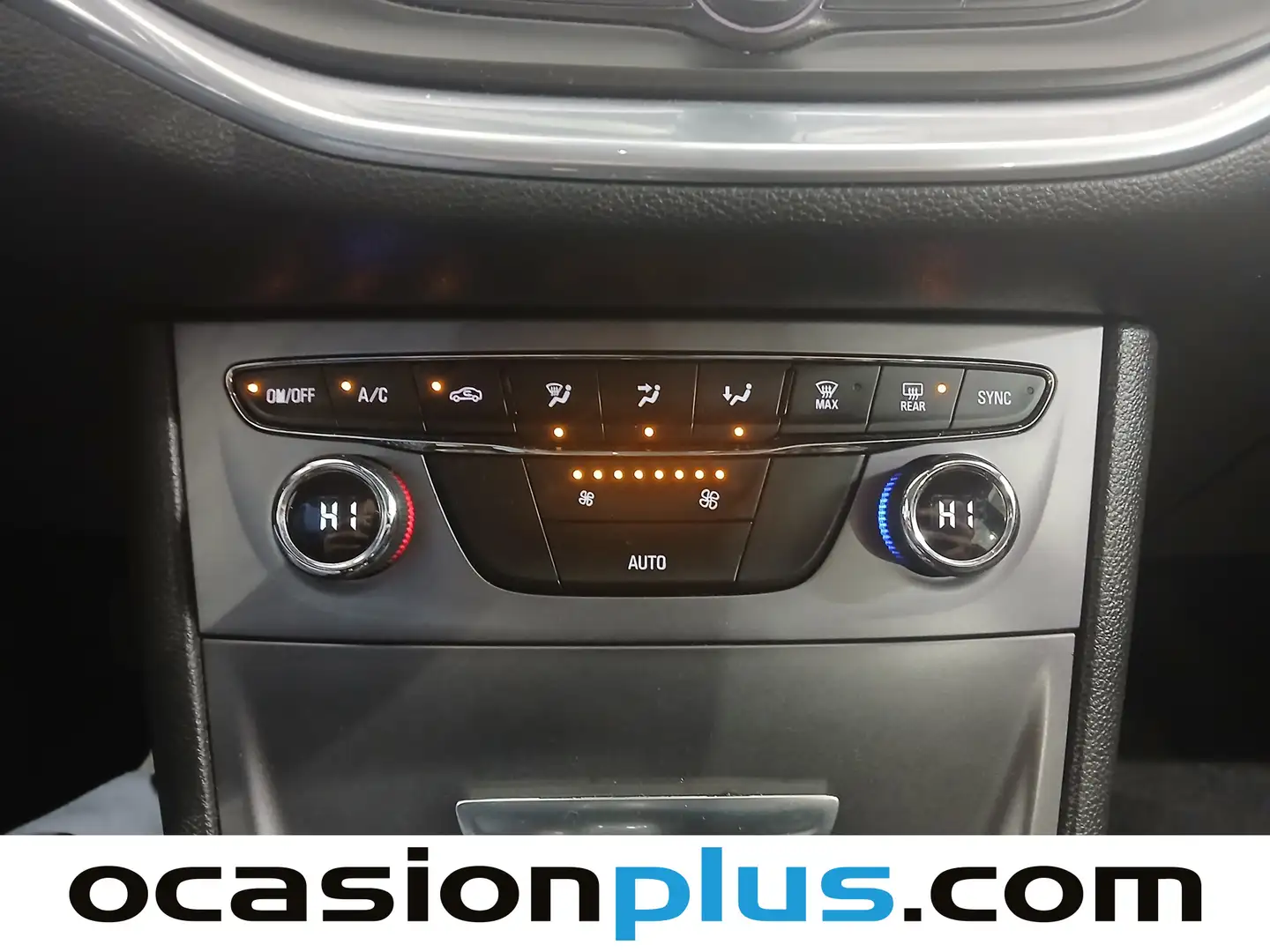 Foto Opel Astra Opel Astra 1.6 CDTI Selective (110 CV)