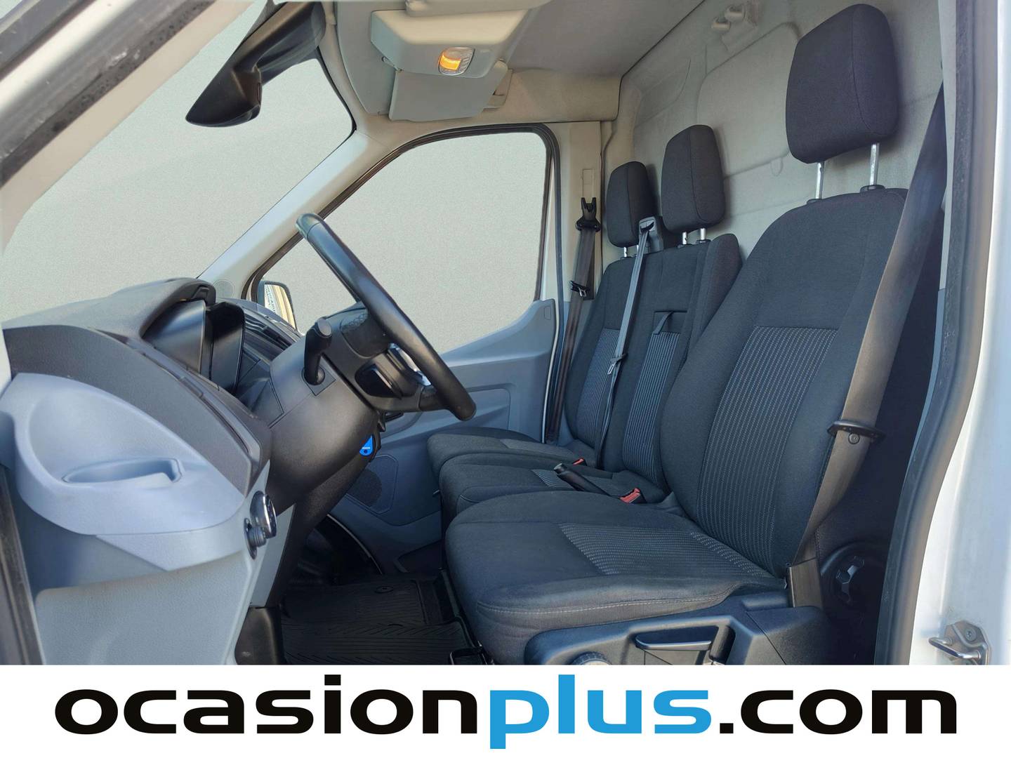 Foto asientos delanteros Ford Transit Ford Transit 350 L3H2 Trend Delantera (130 CV)