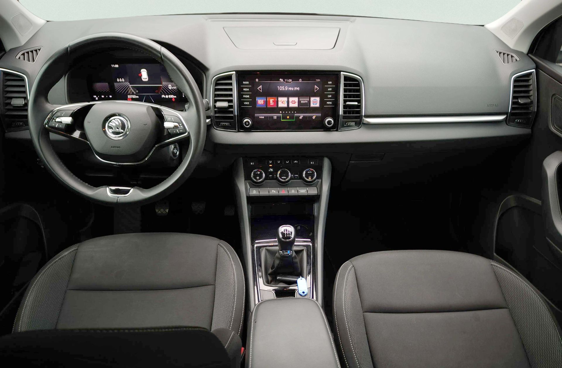 Škoda Karoq 2.0 TDI Selection - foto 6