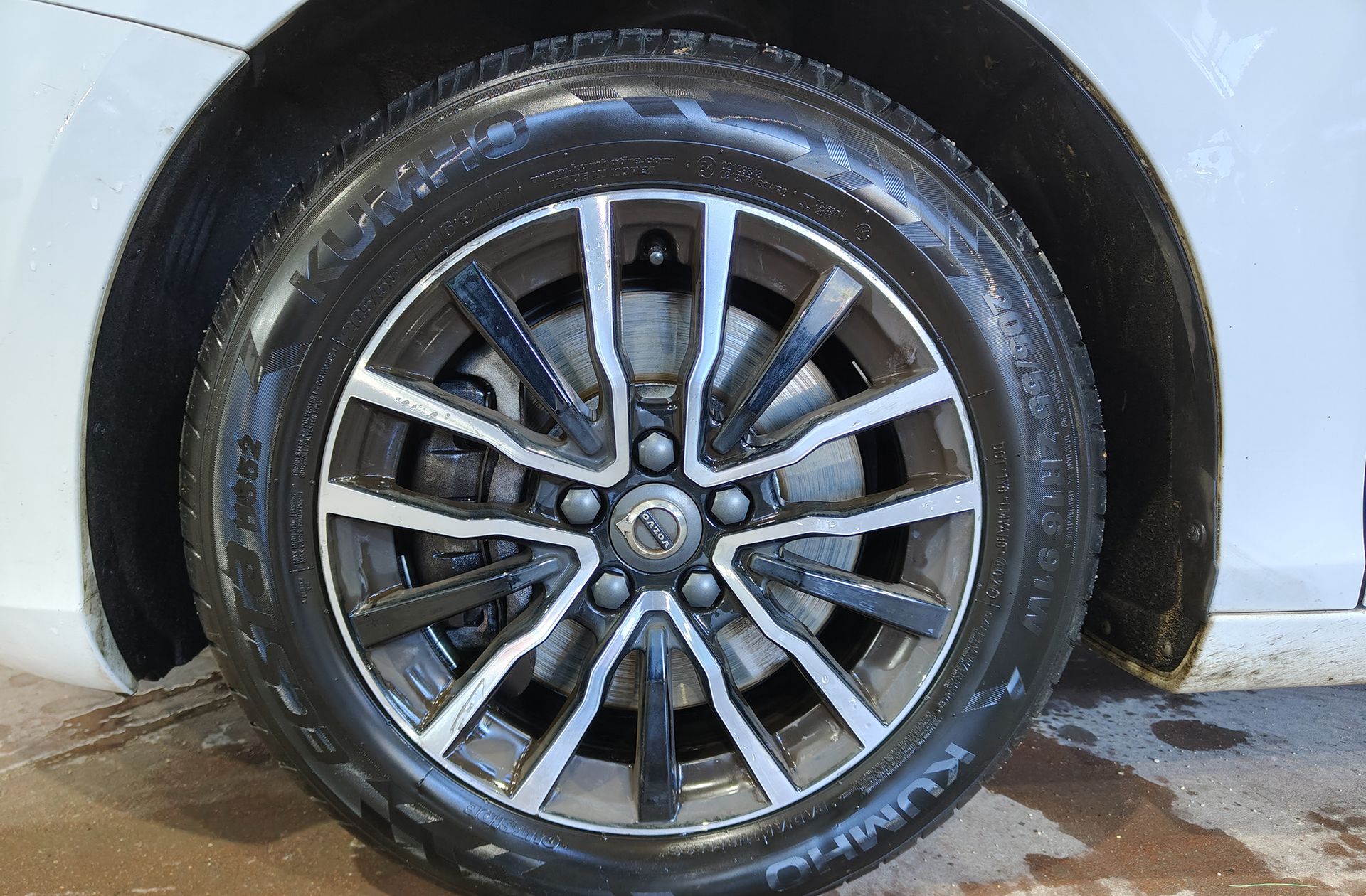 Volvo V40 D3 Momentum - foto 35