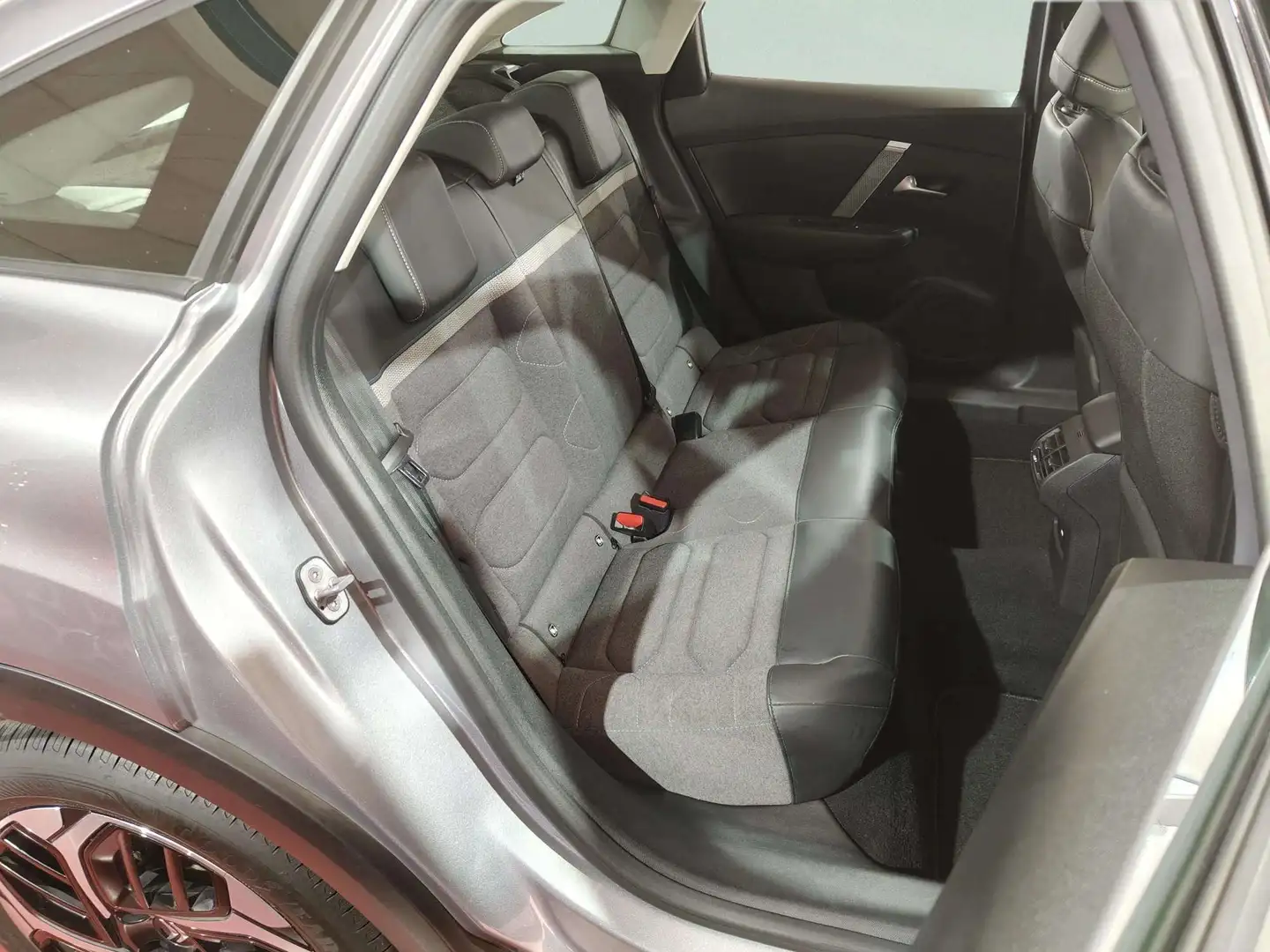 Foto Citroën C4 Citroen C4 PureTech 130 S&S 6v Feel Pack (130 CV)