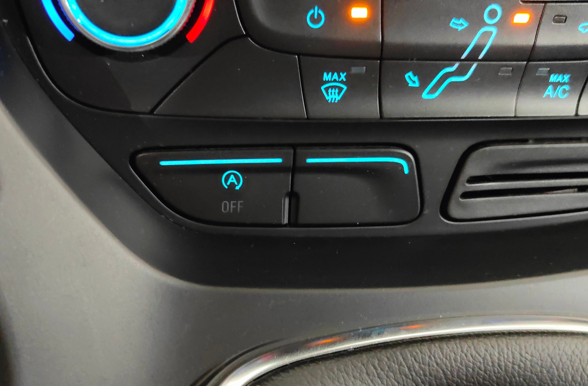 Ford C-Max 1.0 EcoBoost Trend+ - foto 8