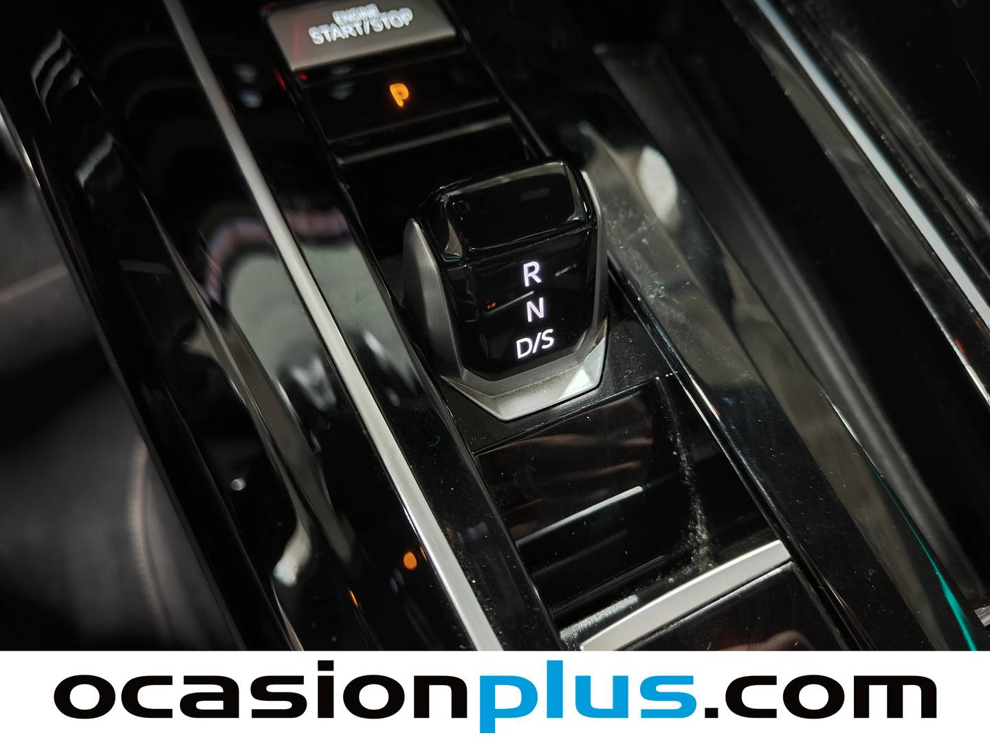 Foto Volkswagen Golf Volkswagen Golf R-Line 2.0 TDI (150 CV) DSG