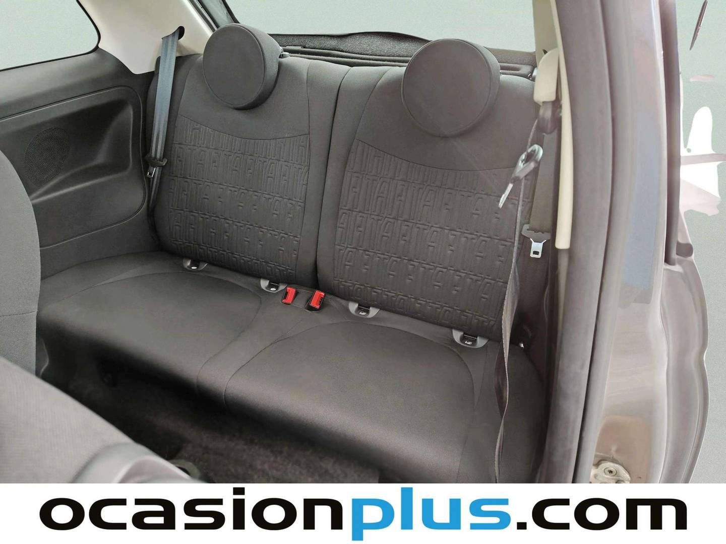 Foto asientos traseros Fiat 500 Fiat 500 1.0 Hybrid Dolcevita (70 CV)