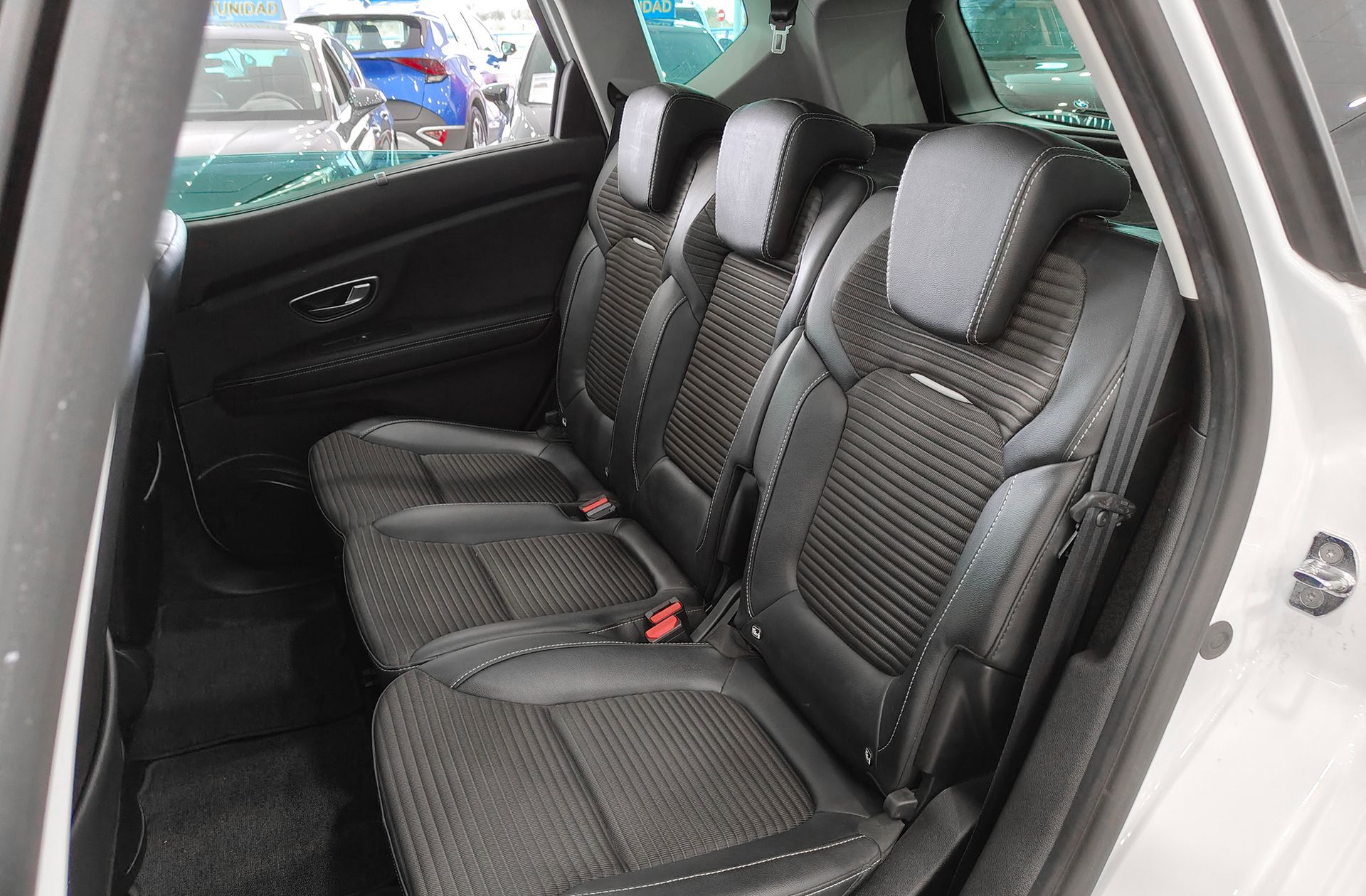 Renault Scénic Zen TCe GPF - foto 14