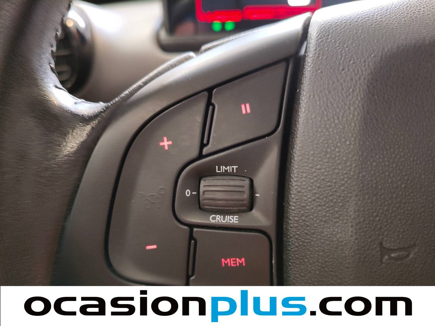 Equipamiento del Citroën C4 Citroën C4 PureTech 110 Feel (110 CV)