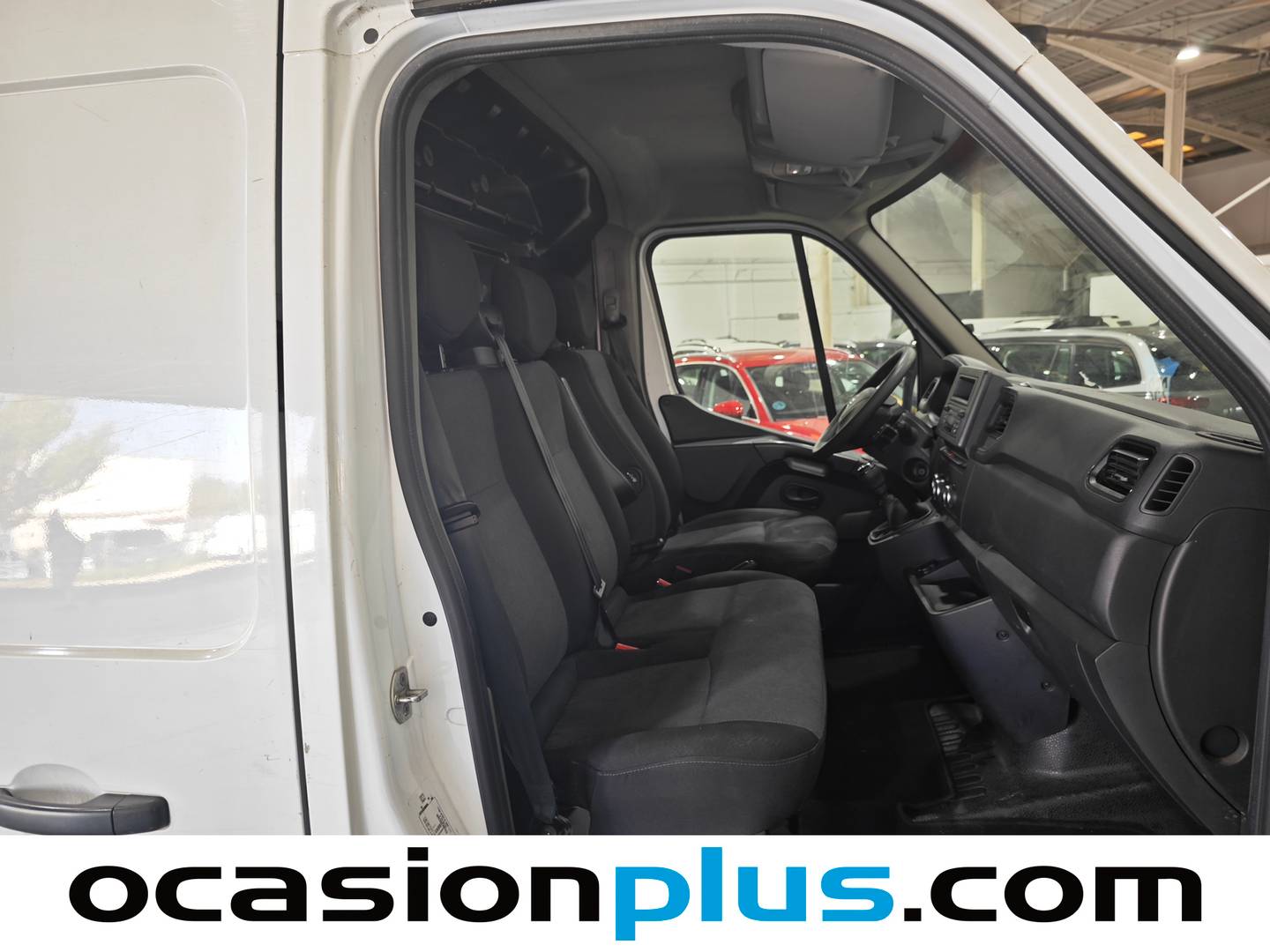 Foto Nissan Interstar Nissan Interstar 2.3 dCi L2H2 3,5T FWD GO (135 CV)