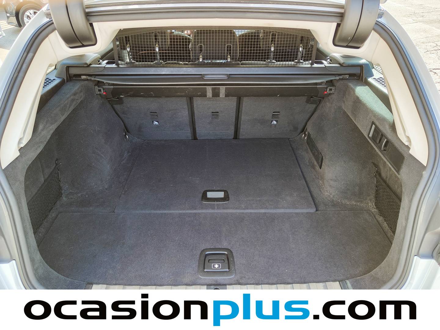 Fotos maletero BMW Serie 3 BMW Serie 3 318d Touring (150 CV)