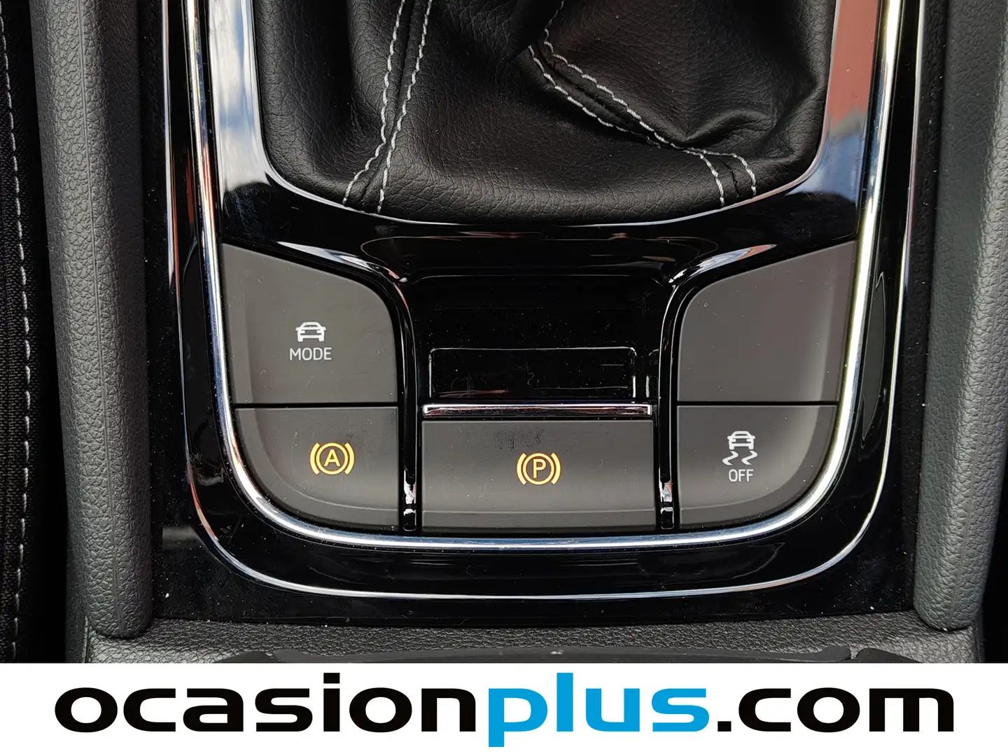 Foto Skoda Karoq Skoda Karoq 1.5 TSI ACT Sportline (150 CV)