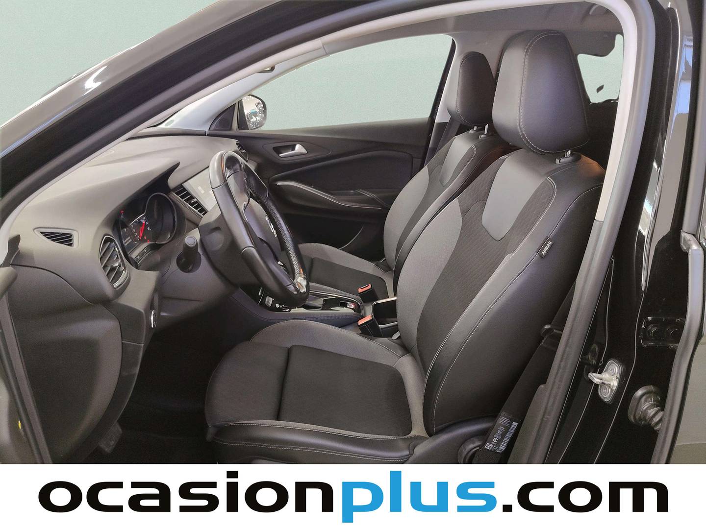Foto asientos delanteros Opel Grandland X Opel Grandland X 1.2 Turbo Ultimate Auto (130 CV)