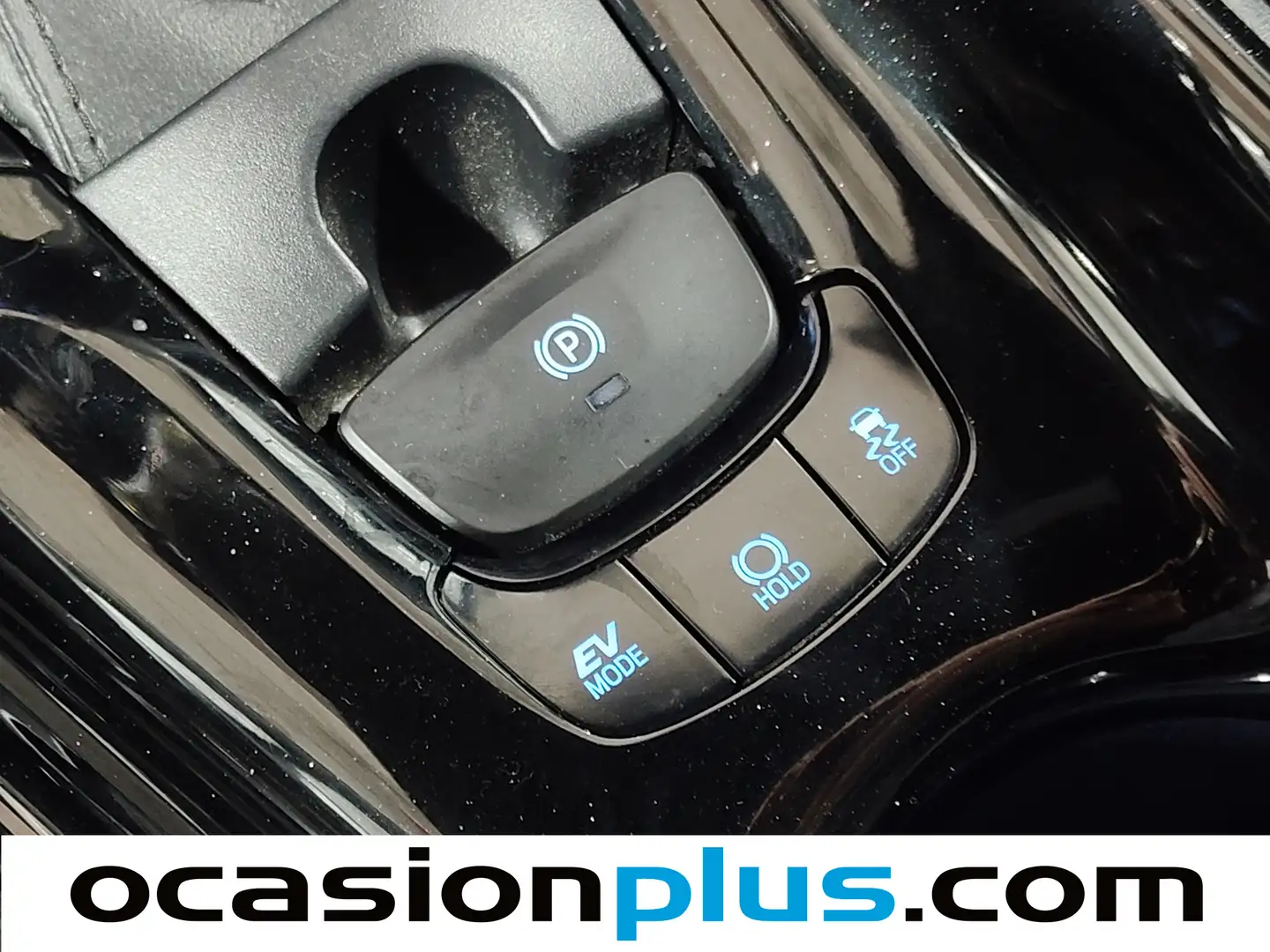 Foto Toyota C-HR Toyota C-HR 1.8 125H Advance (122 CV)