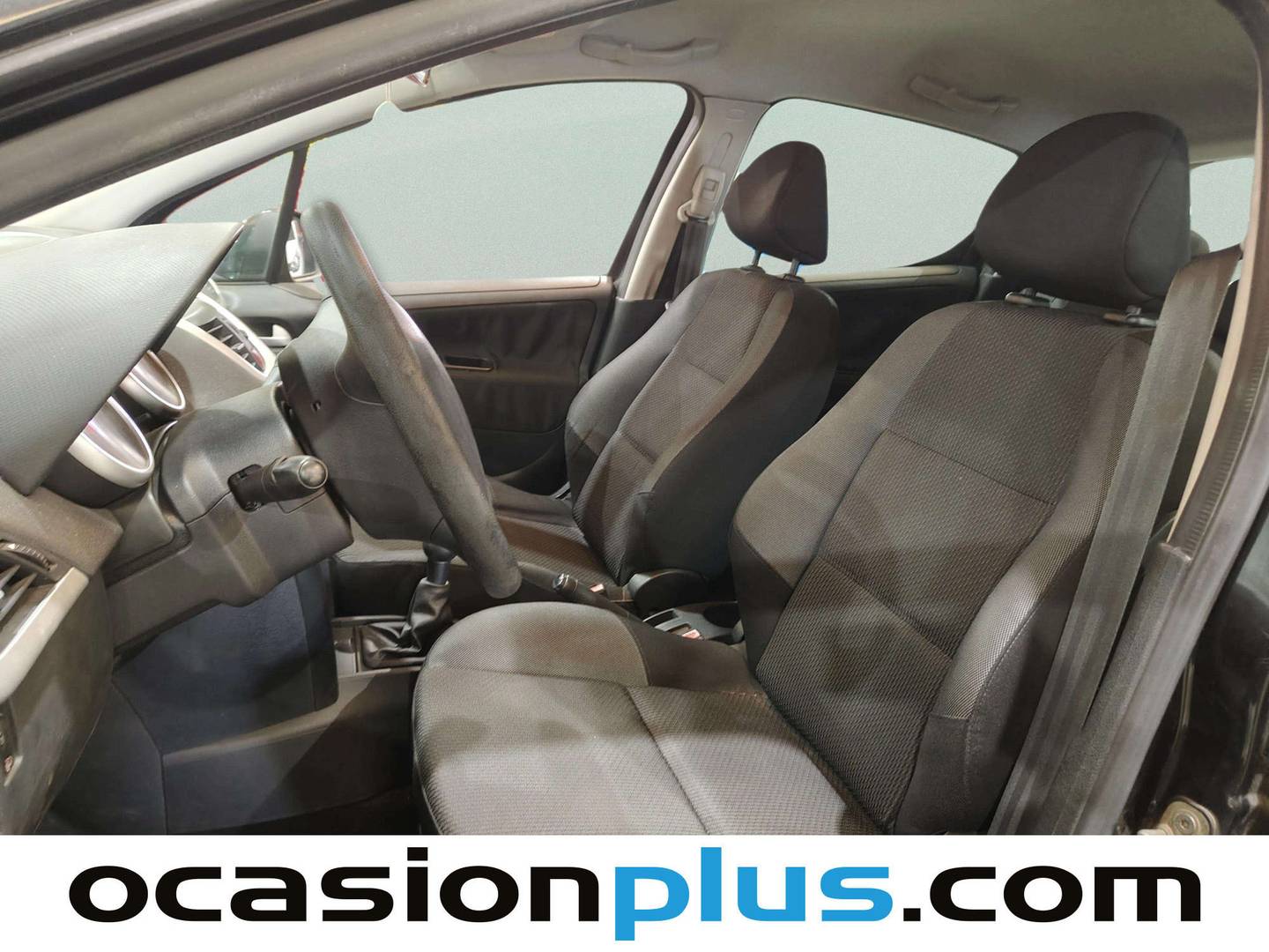 Foto asientos delanteros Peugeot 207 Peugeot 207 1.4 HDI Confort (70 CV)