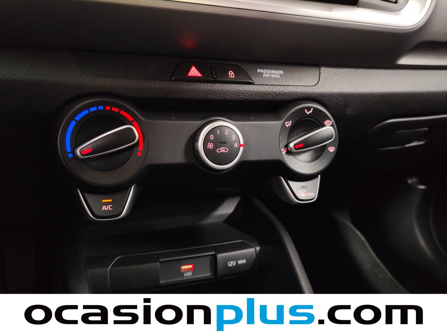 Paquetes del KIA Stonic KIA Stonic 1.0 T-GDi MHEV MT Concept (100 CV)