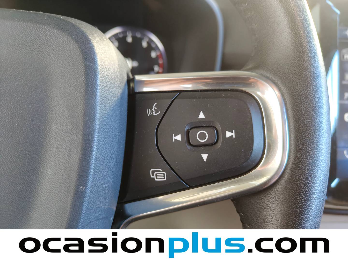 Volvo XC40 Volvo XC40 T3 Momentum (156 CV) 156cv