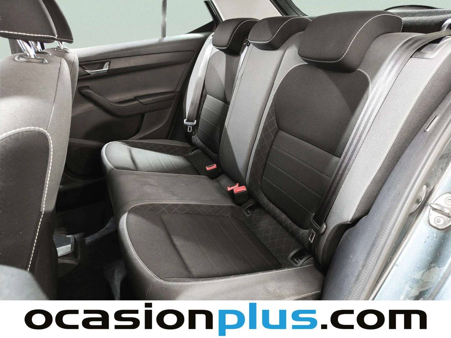 Foto asientos traseros Skoda Fabia Skoda Fabia 1.0 MPI Like  (75 CV)