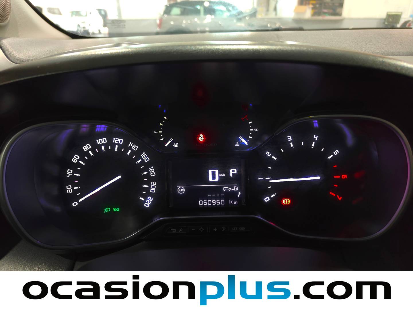 Foto Citroën C3 Aircross Citroen C3 Aircross PureTech 130 Shine Pack EAT6 (131 CV)