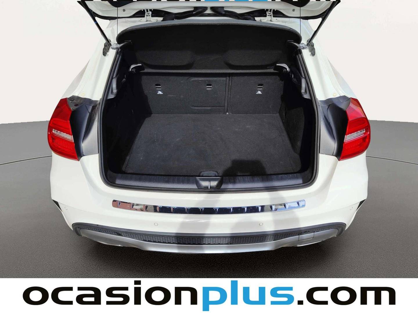 Foto Mercedes GLA Mercedes-Benz GLA 220 d AMG Line (177 CV)