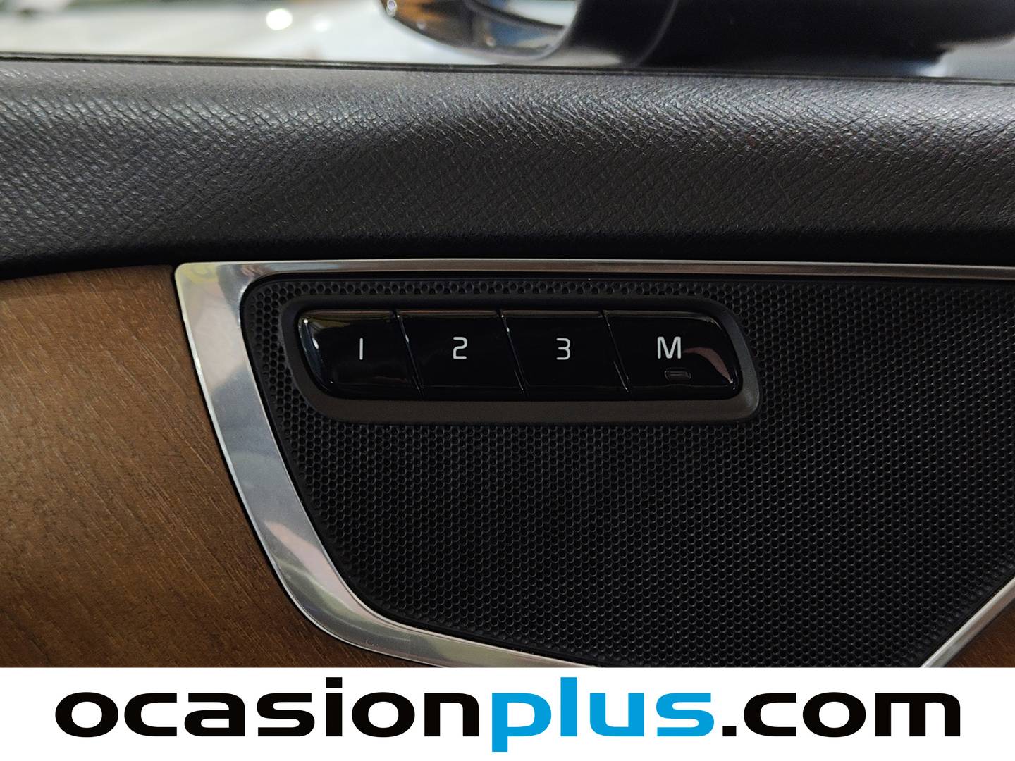 Equipamiento del Volvo XC90 Volvo XC90 D5 Inscription AWD Auto (235 CV) 7 Plazas